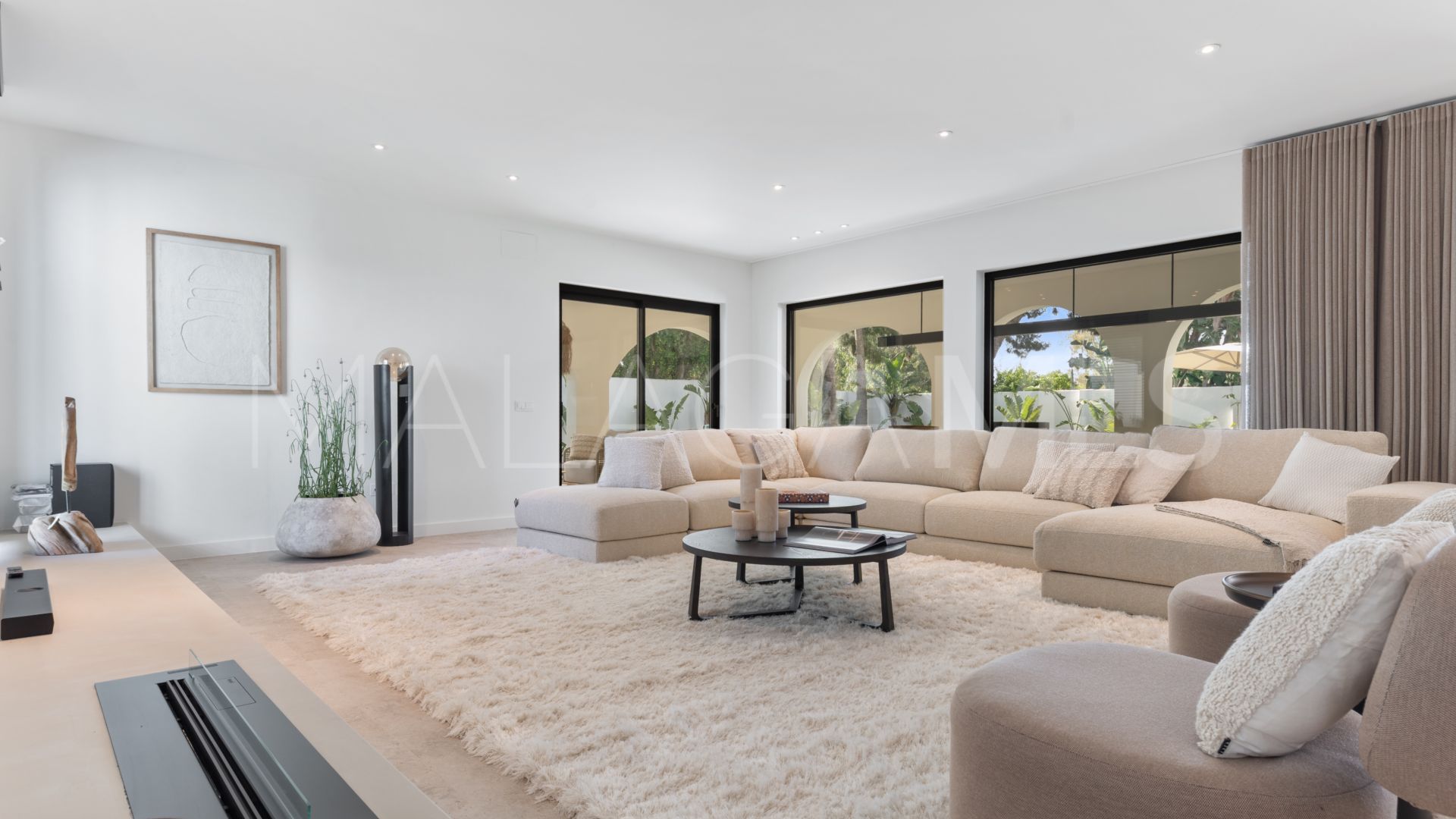 Villa for sale in Casasola with 5 bedrooms