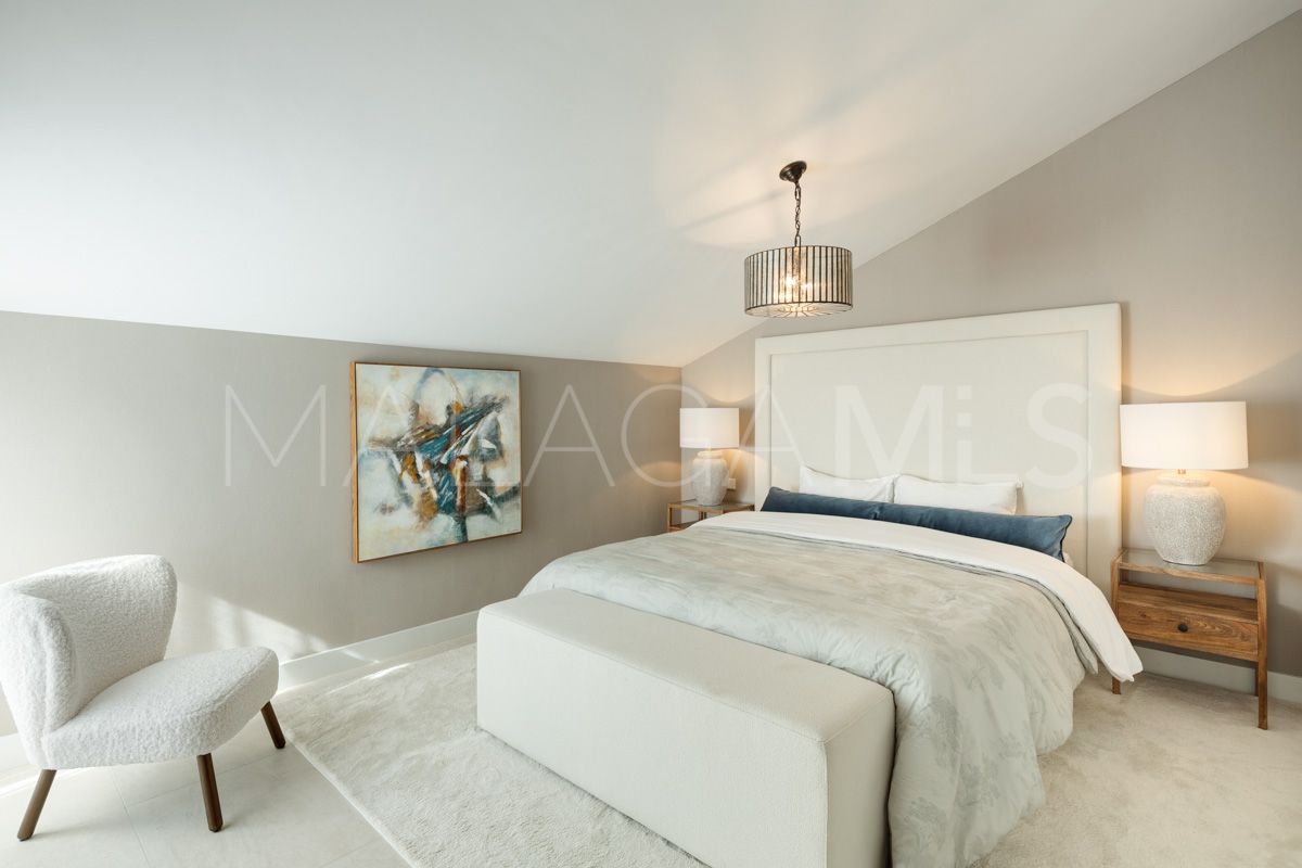 Duplex penthouse for sale in Costa Nagüeles II