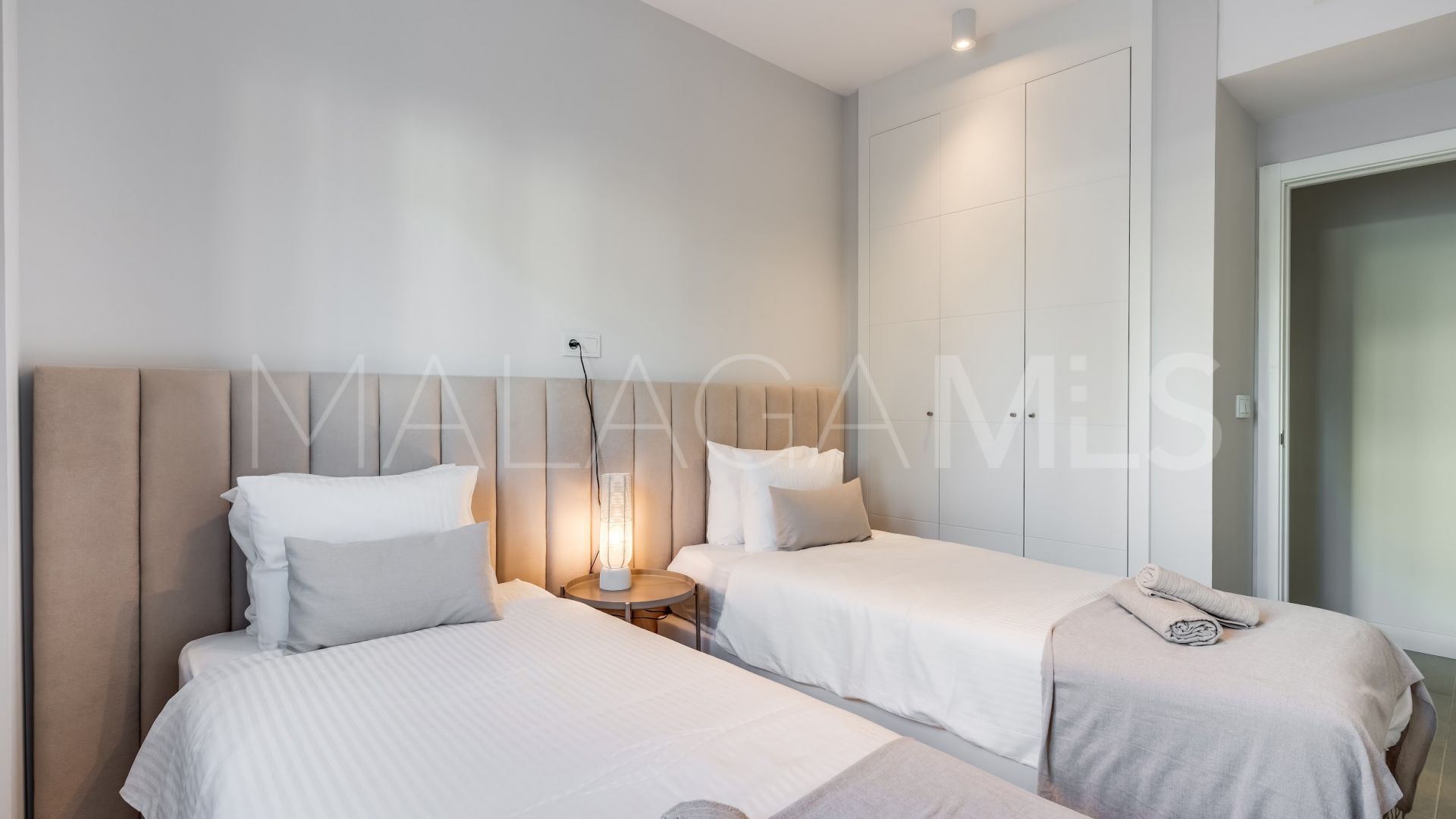 Markplanslägenhet for sale in Estepona