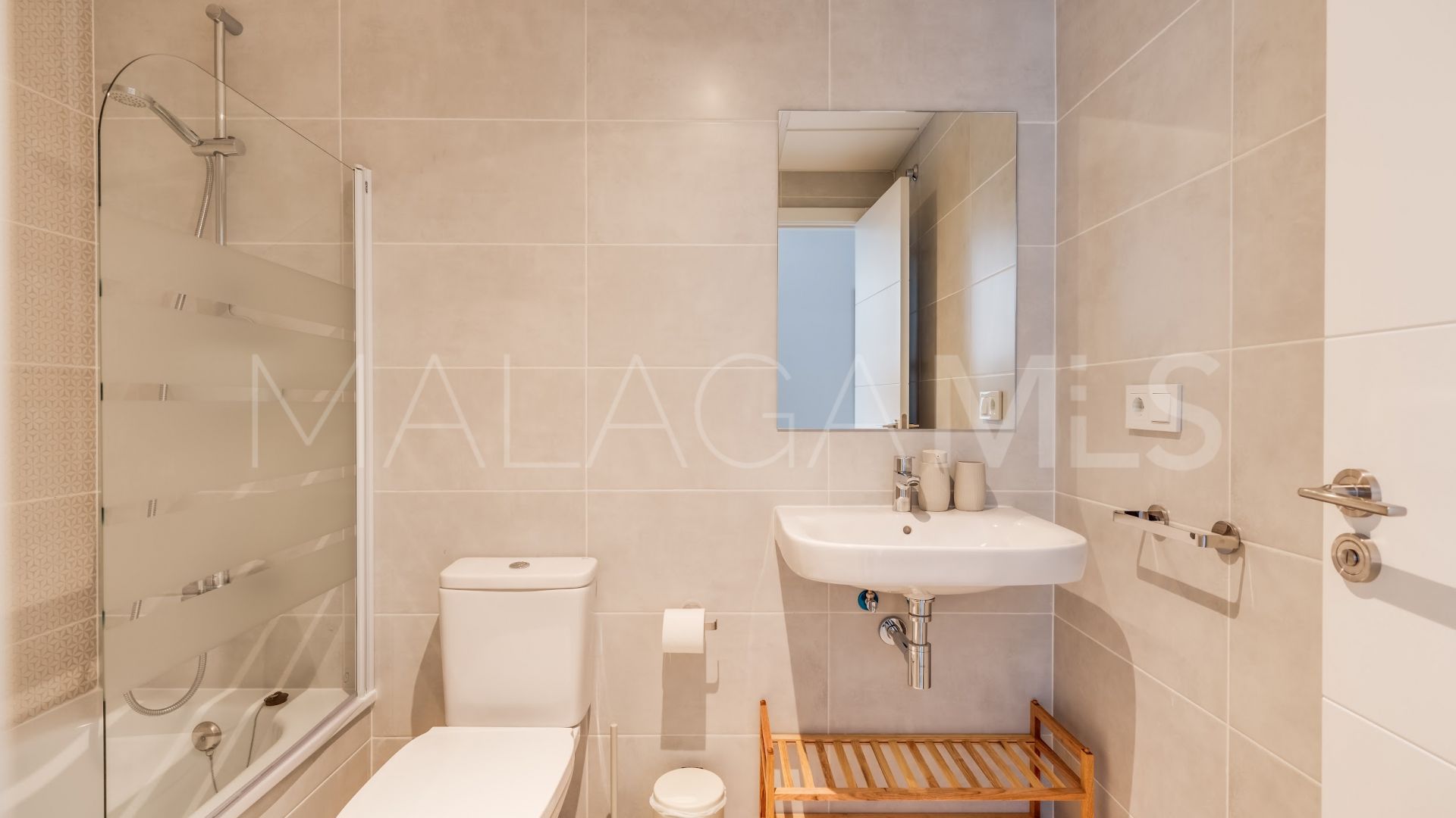 Markplanslägenhet for sale in Estepona