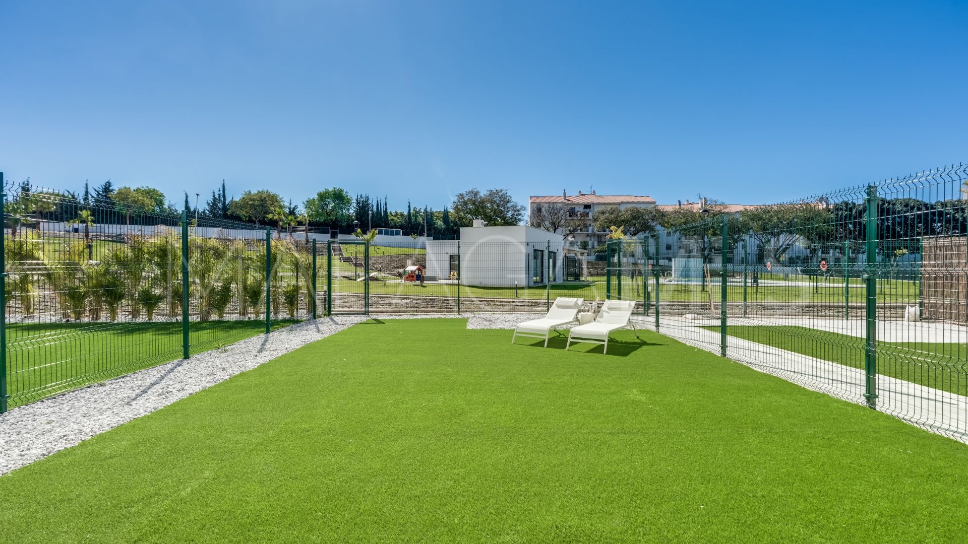 Markplanslägenhet for sale in Estepona