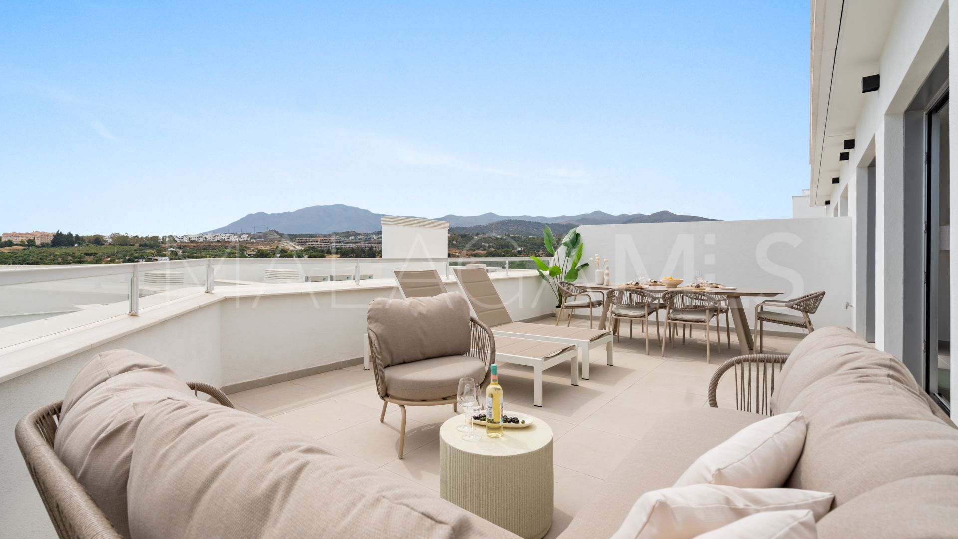 Takvåning for sale in Estepona Öst