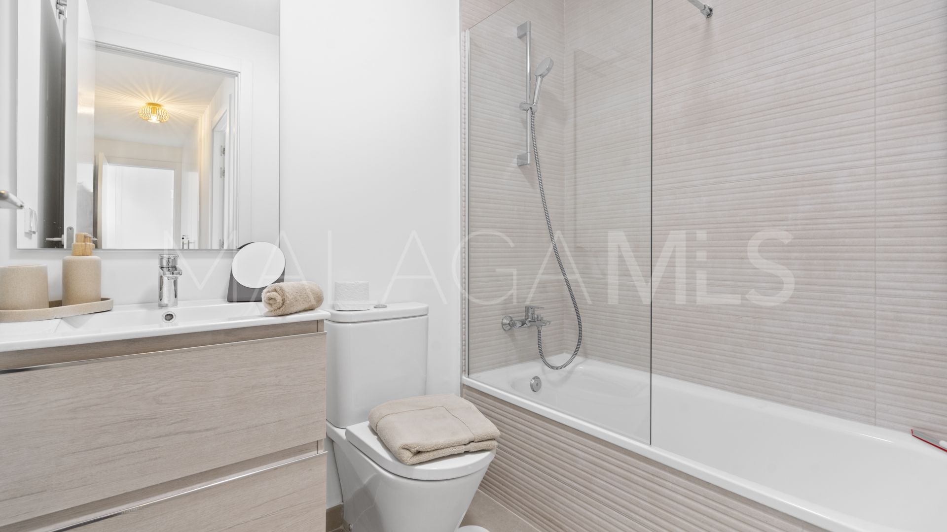 Takvåning for sale in Estepona Öst