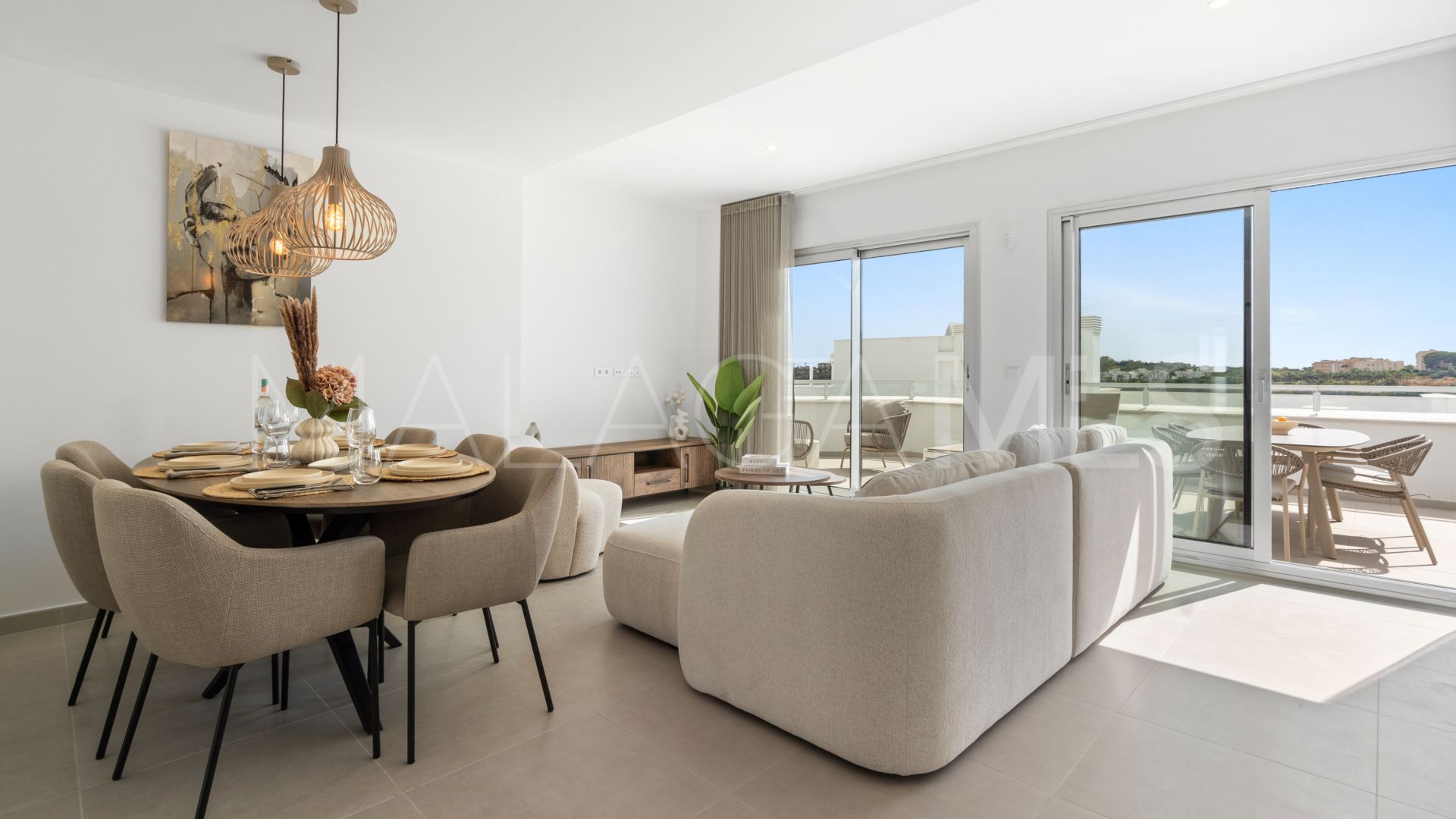 Takvåning for sale in Estepona Öst