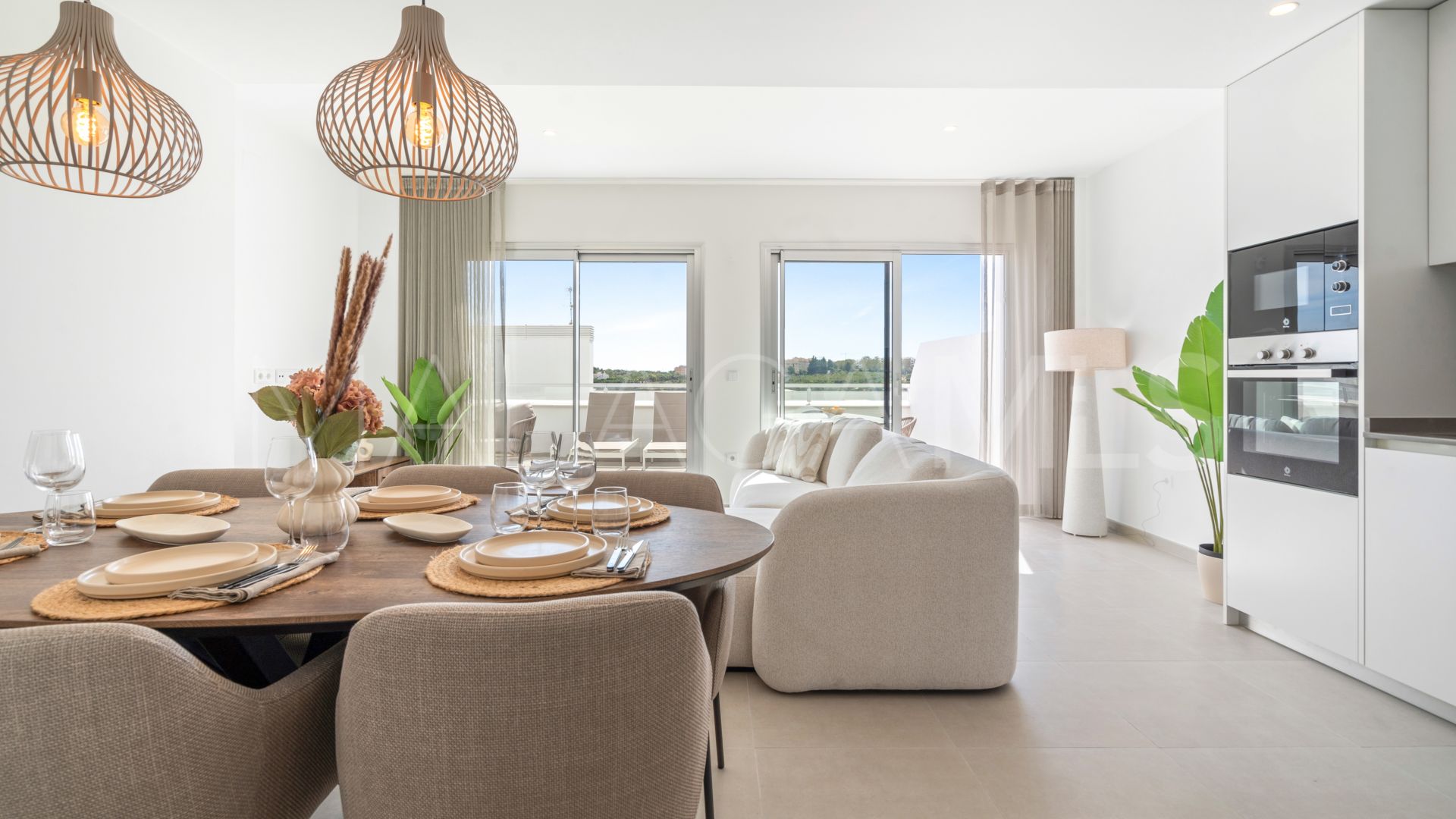 Takvåning for sale in Estepona Öst