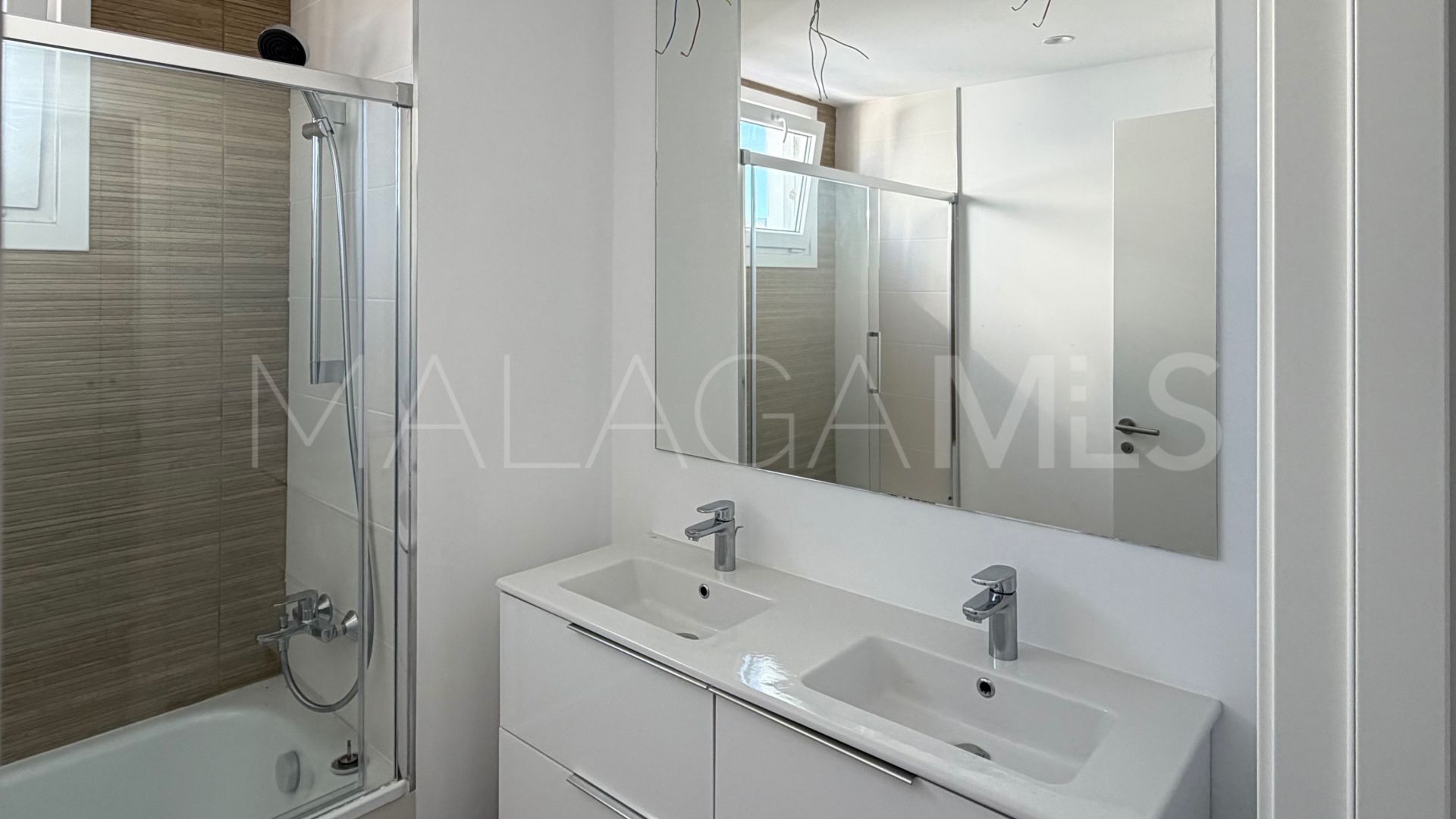 Appartement terrasse for sale in Estepona