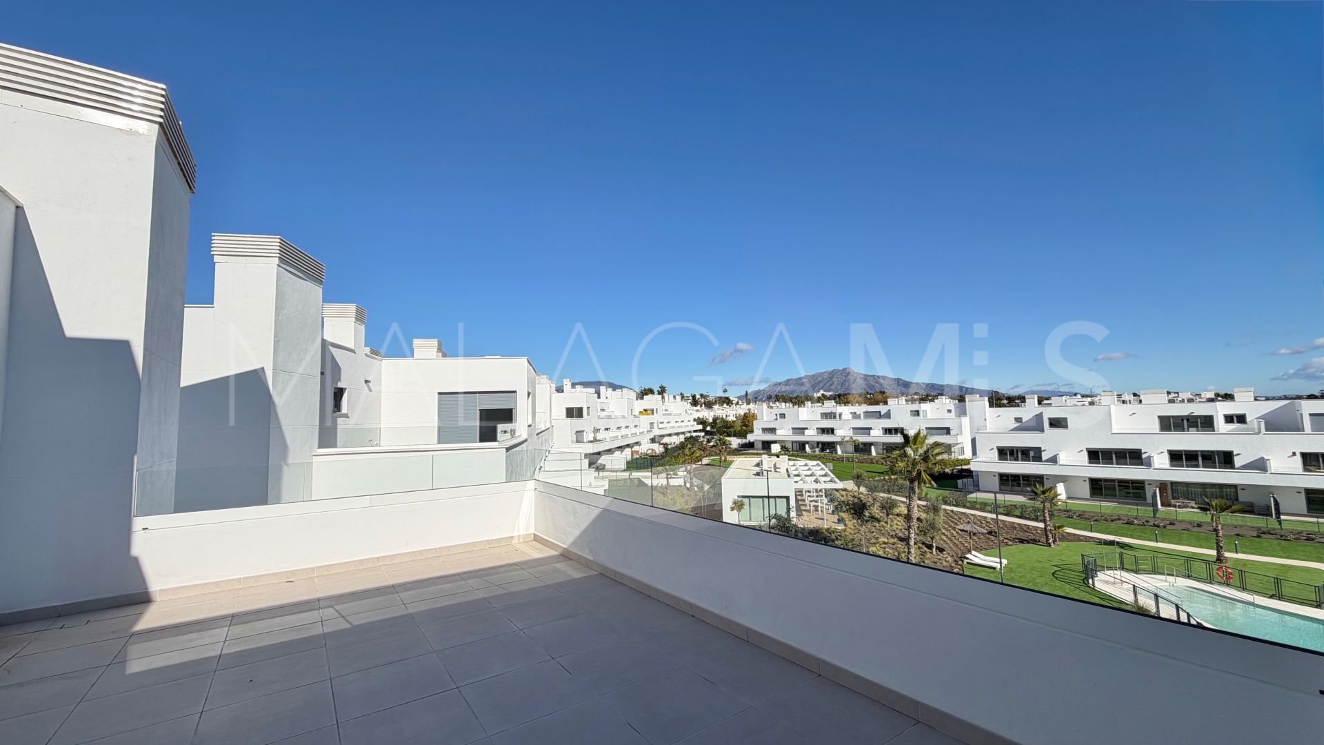 Appartement terrasse for sale in Estepona