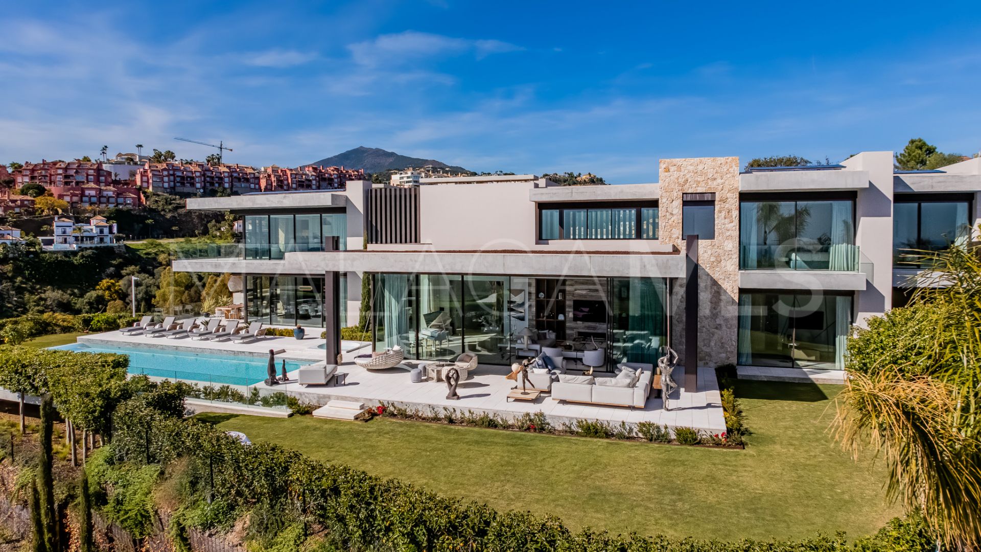 Villa for sale in Altos de La Quinta