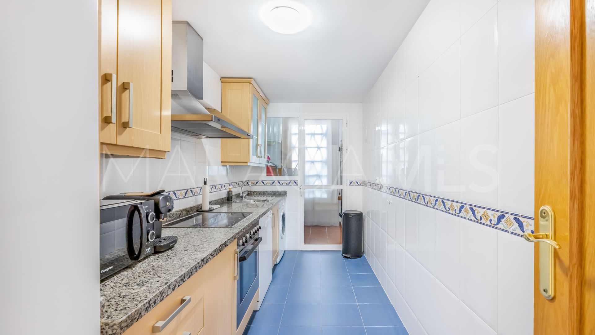 Appartement rez de chaussée for sale in Estepona