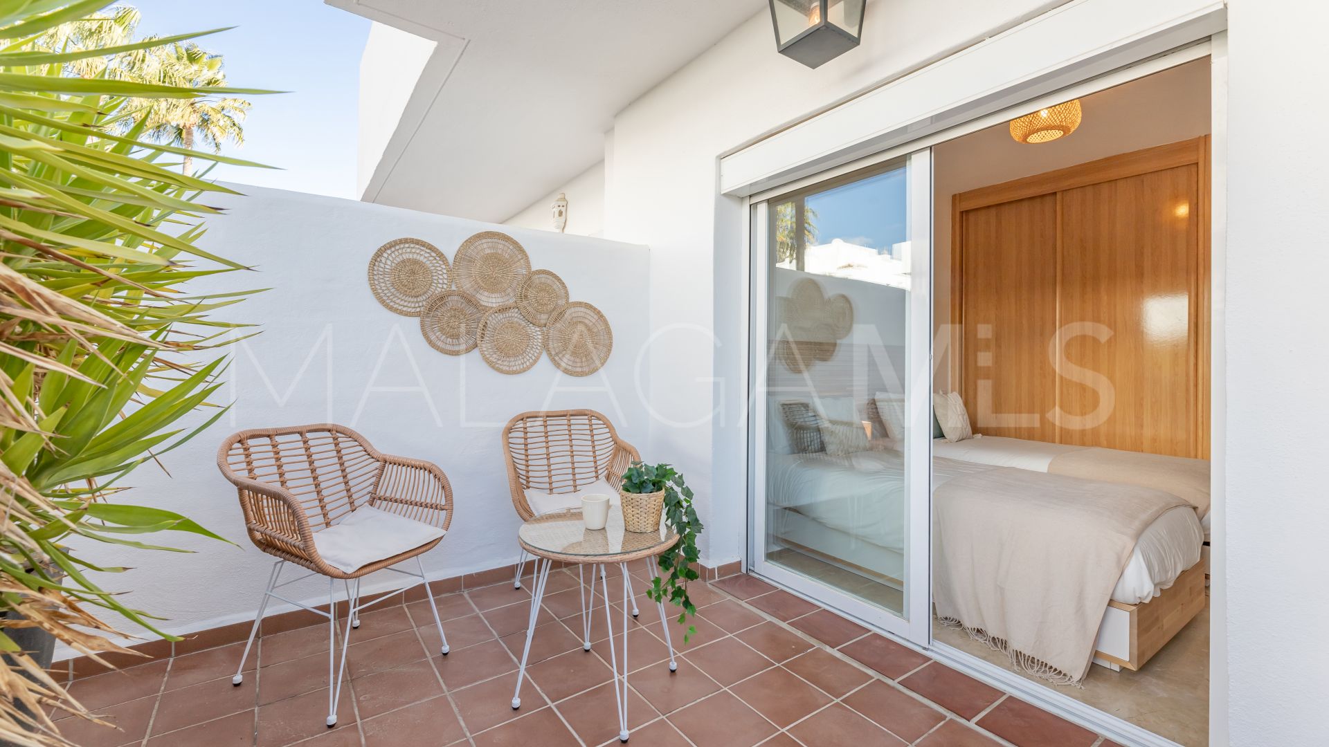 Appartement rez de chaussée for sale in Estepona
