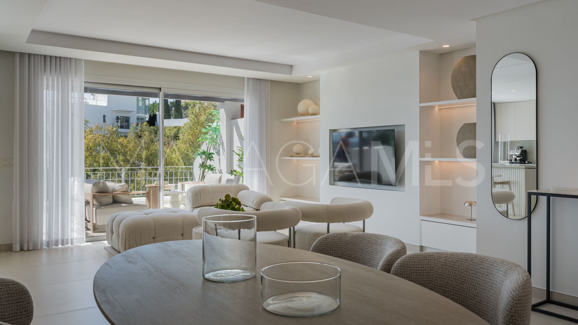 Duplex penthouse for sale in La Quinta