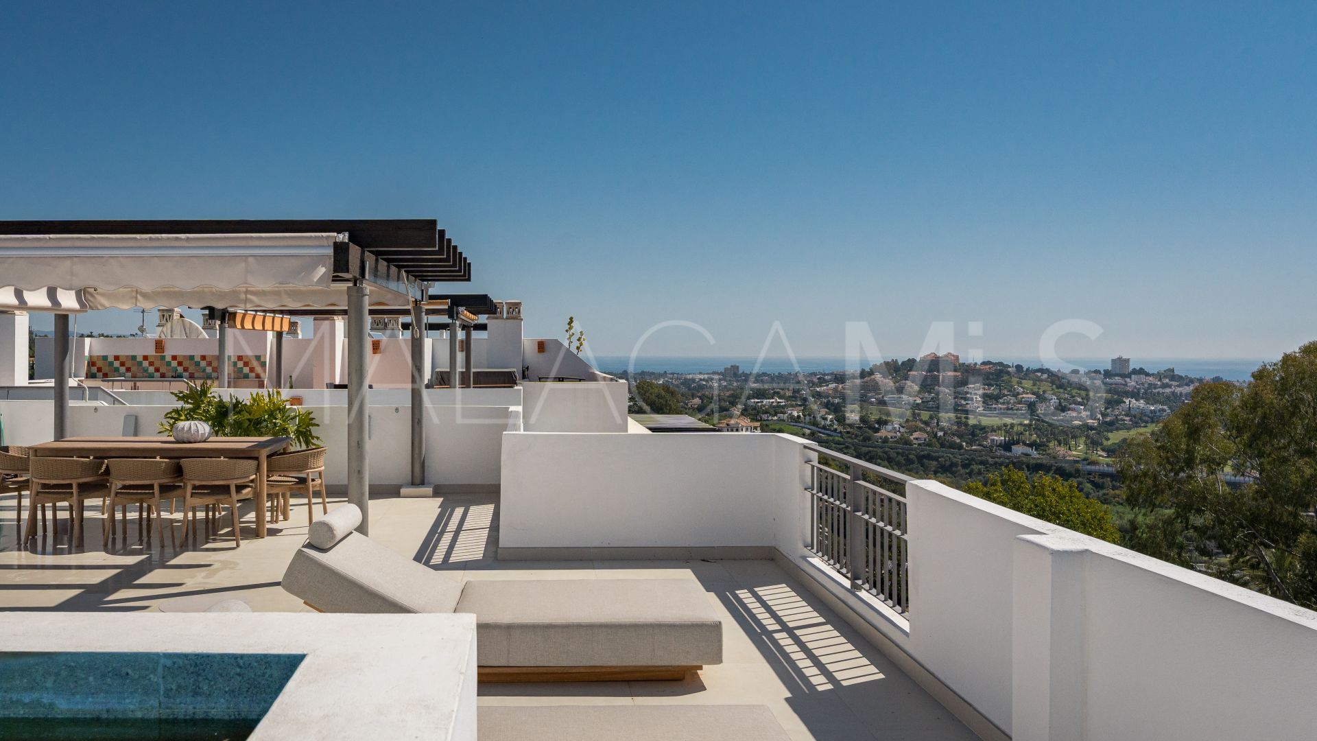 Duplex penthouse for sale in La Quinta