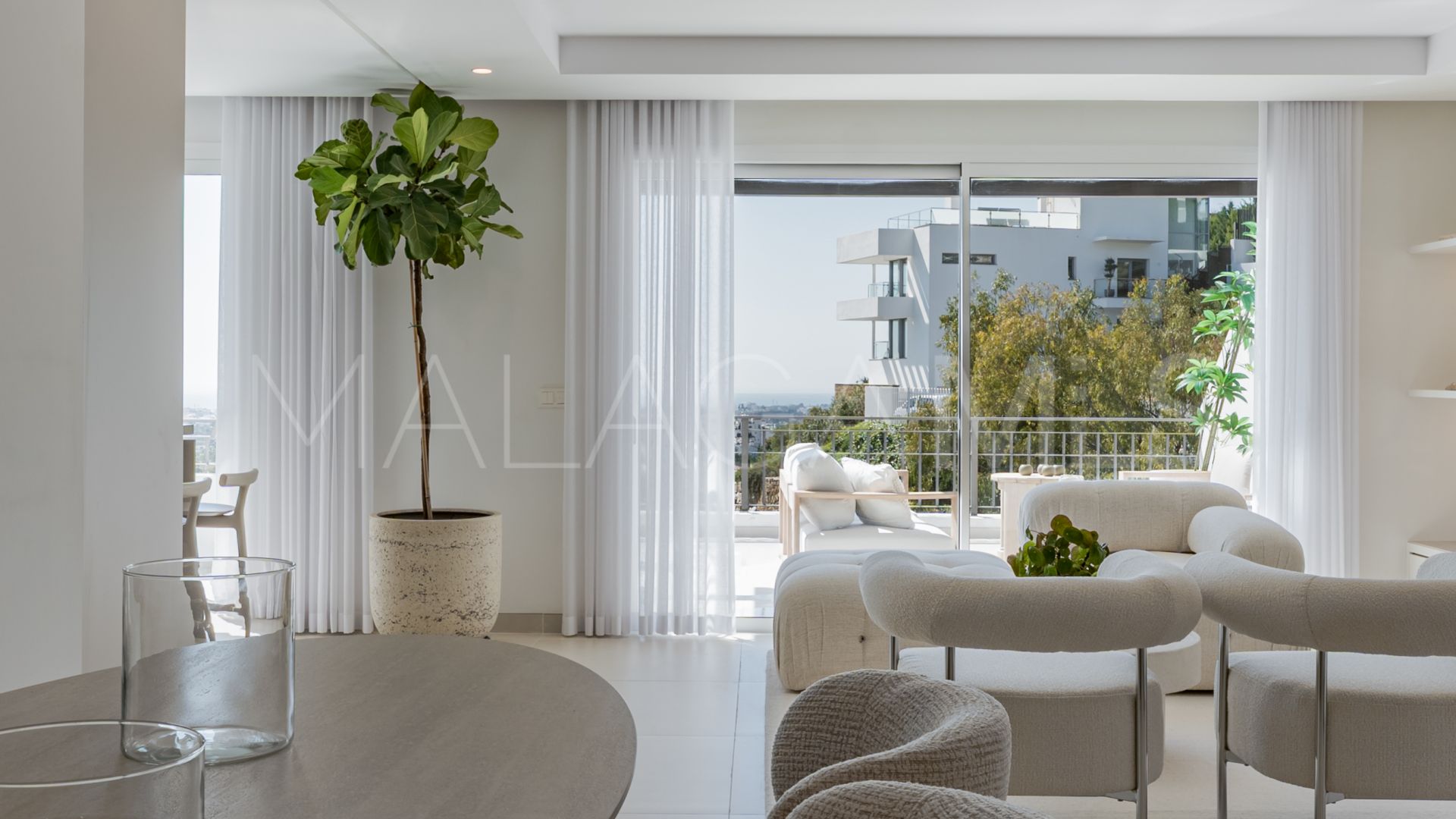 Duplex penthouse for sale in La Quinta