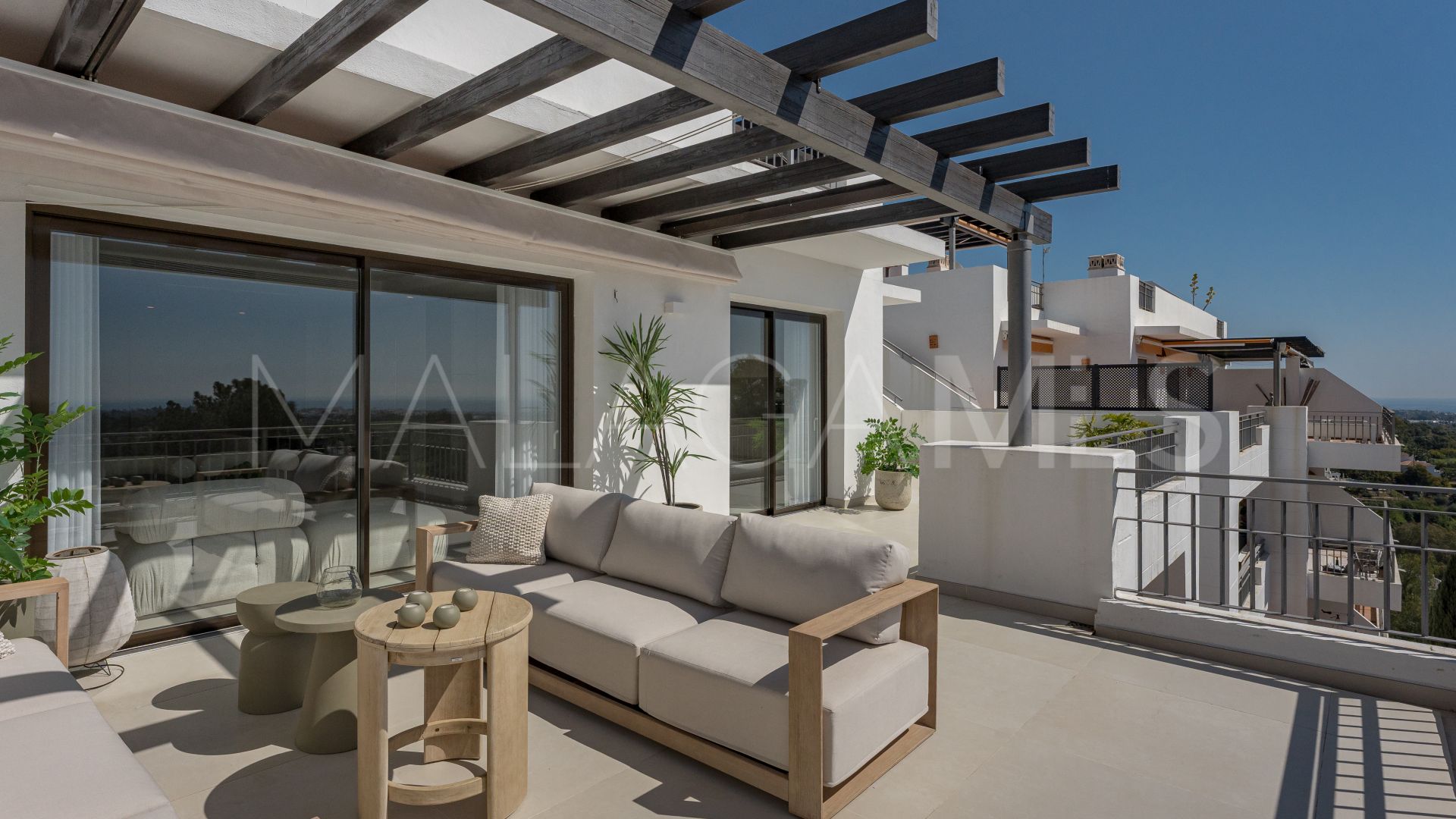 Duplex penthouse for sale in La Quinta