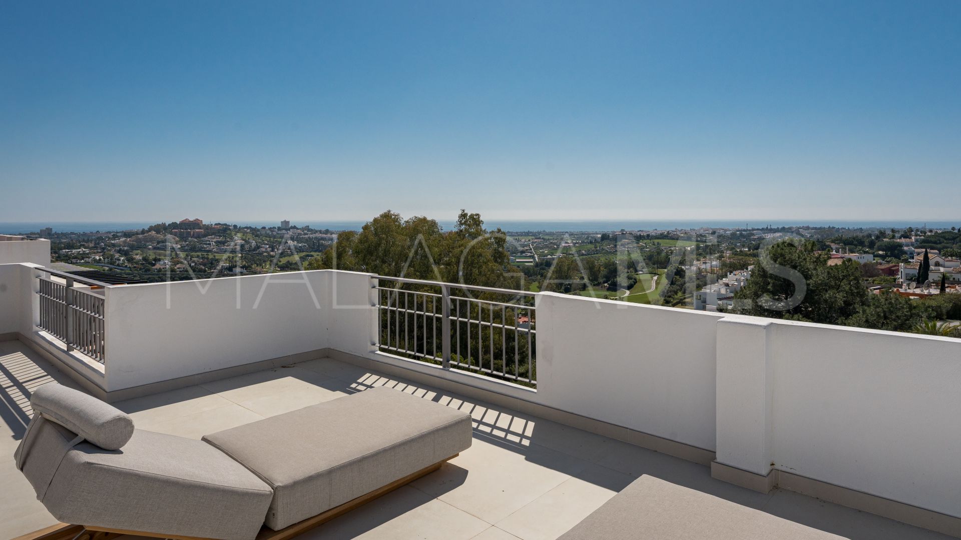 Duplex penthouse for sale in La Quinta