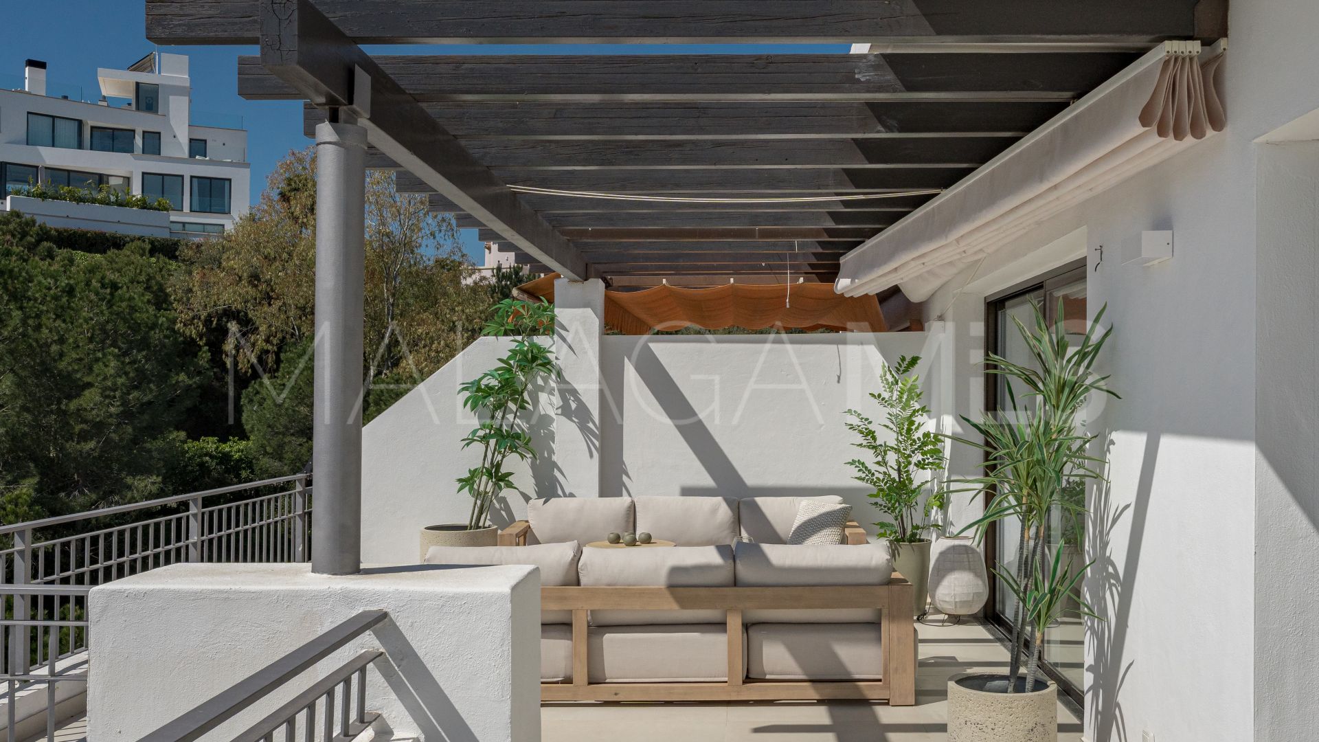 Duplex penthouse for sale in La Quinta