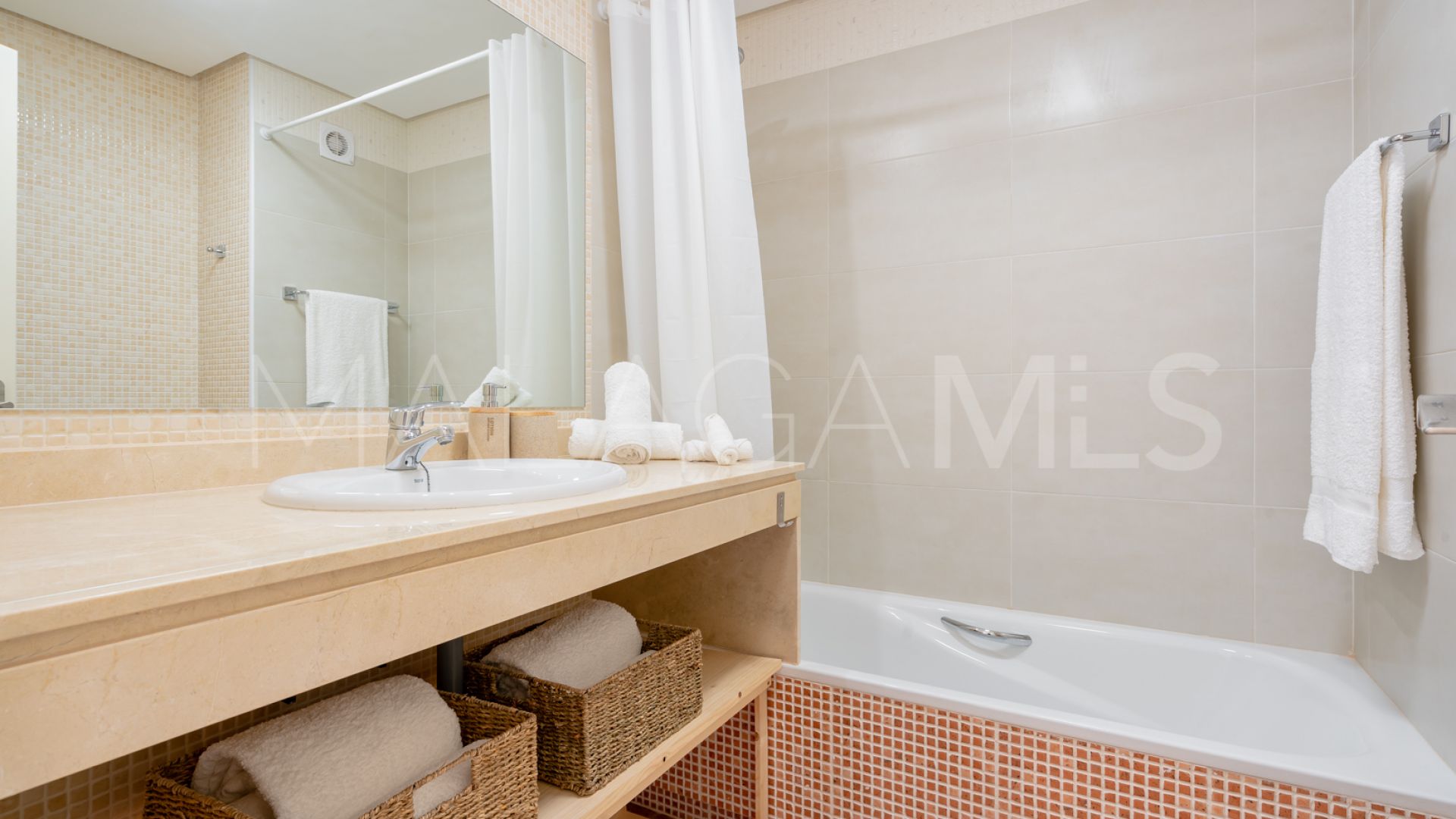 Wohnung for sale in Estepona