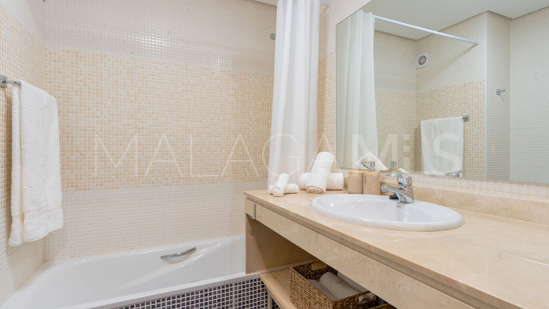 Wohnung for sale in Estepona