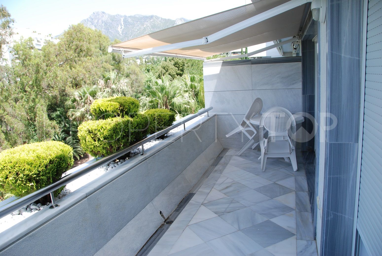 For sale Gran Marbella apartment with 2 bedrooms