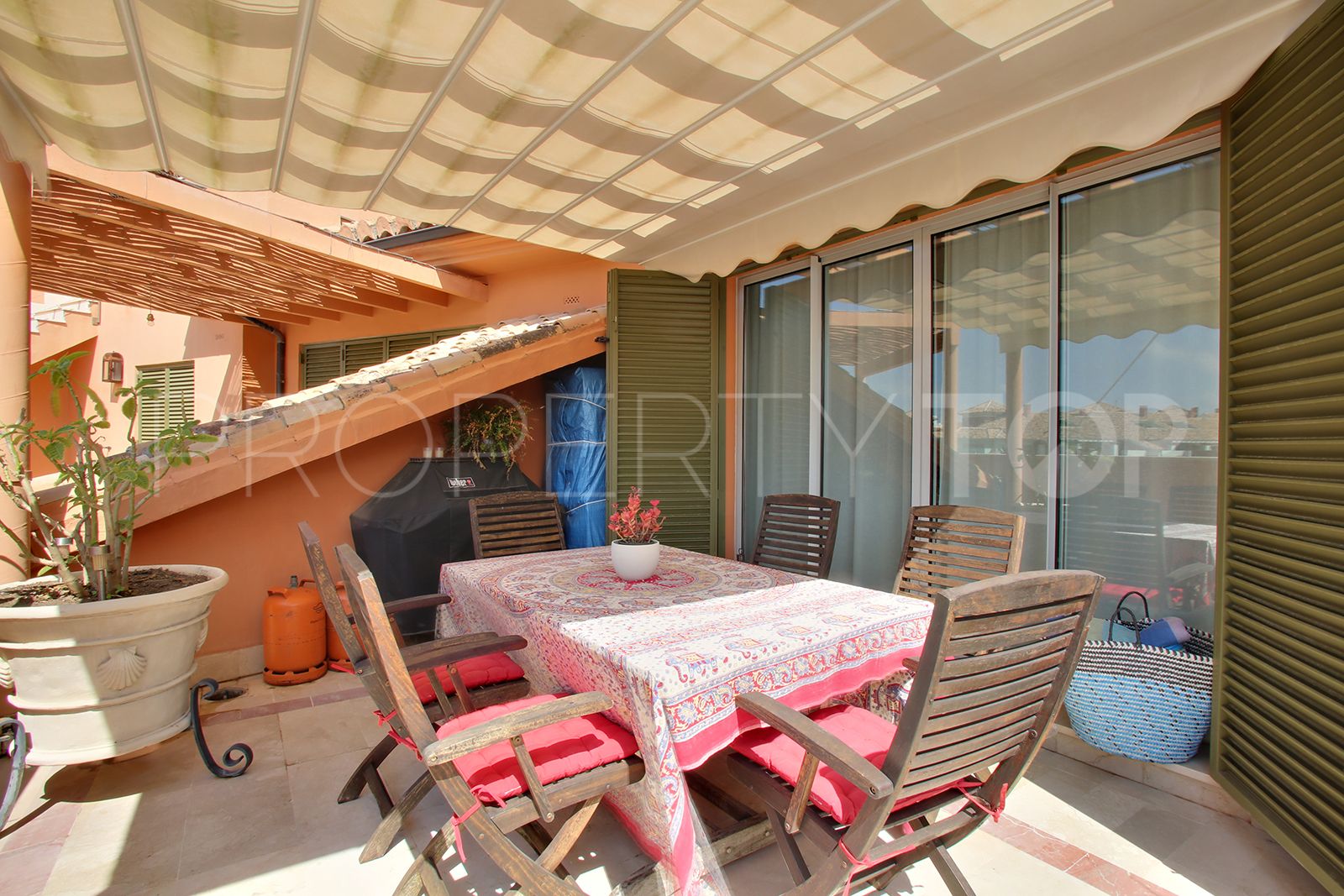 5 bedrooms penthouse for sale in Sotogrande Marina