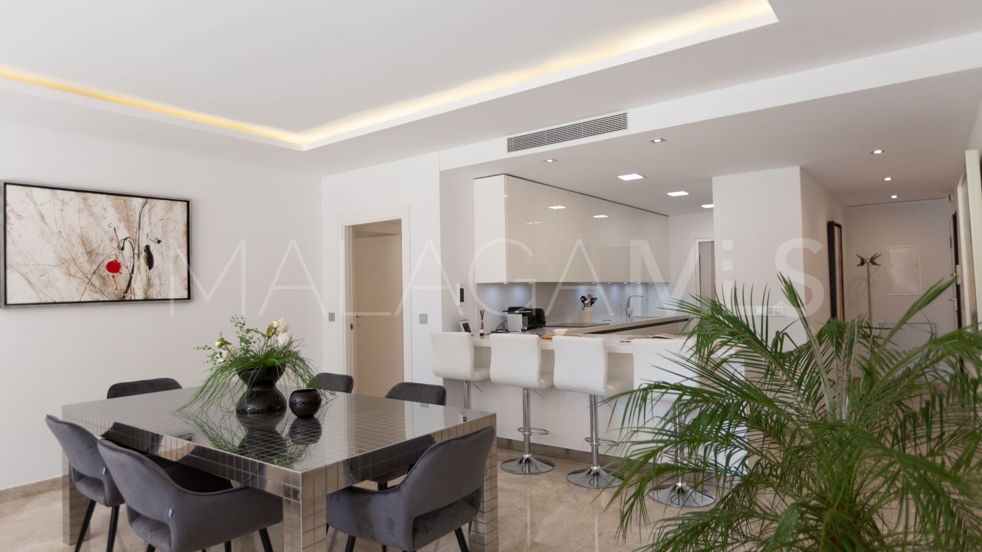 For sale Alminar de Marbella apartment with 3 bedrooms