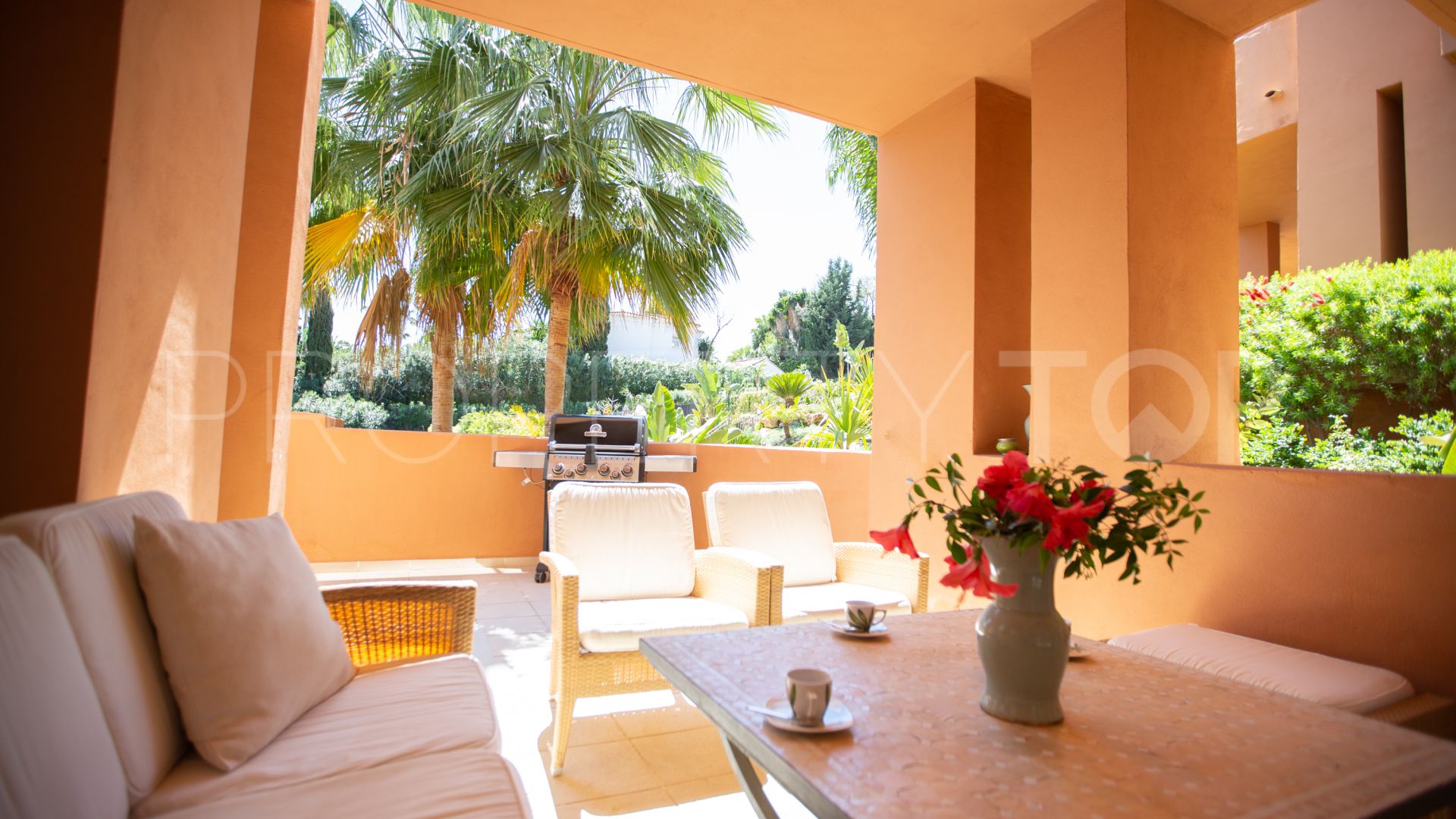 For sale Alminar de Marbella apartment with 3 bedrooms