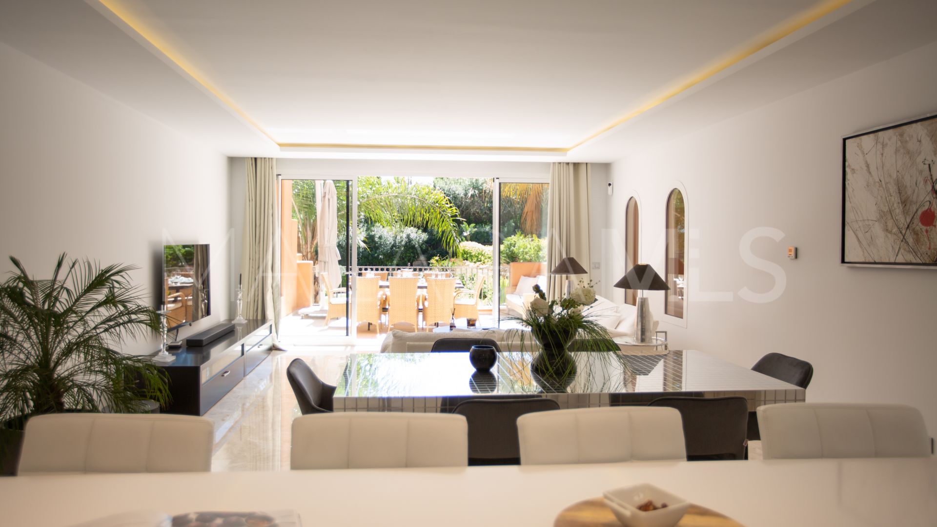 For sale Alminar de Marbella apartment with 3 bedrooms