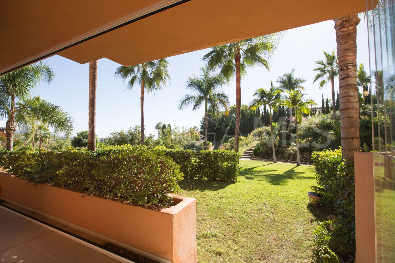 Appartement rez de chaussée for sale in Alminar de Marbella