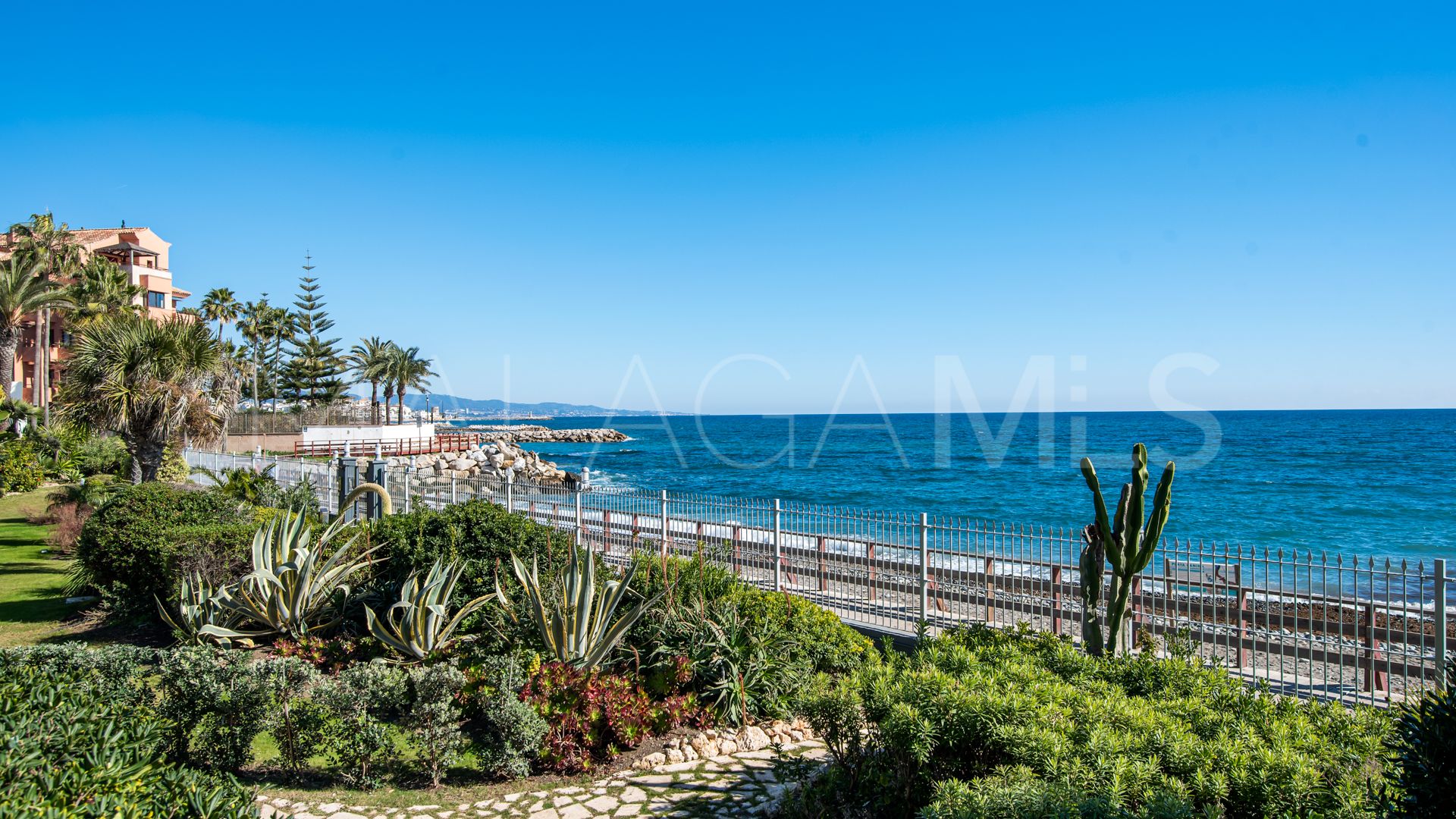 Apartamento planta baja for sale in Ventura del Mar with 2 bedrooms