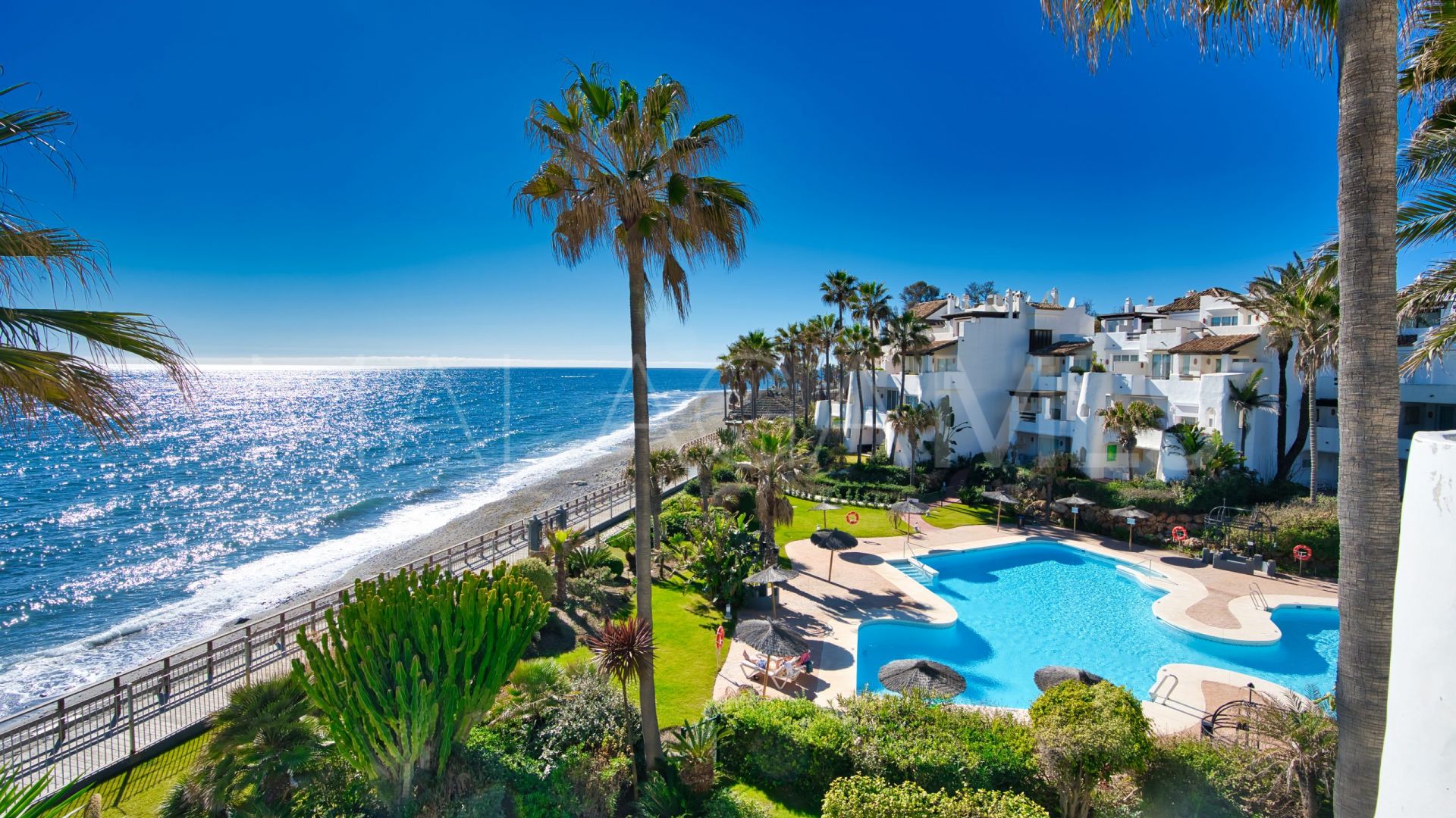 For sale 4 bedrooms duplex penthouse in Ventura del Mar