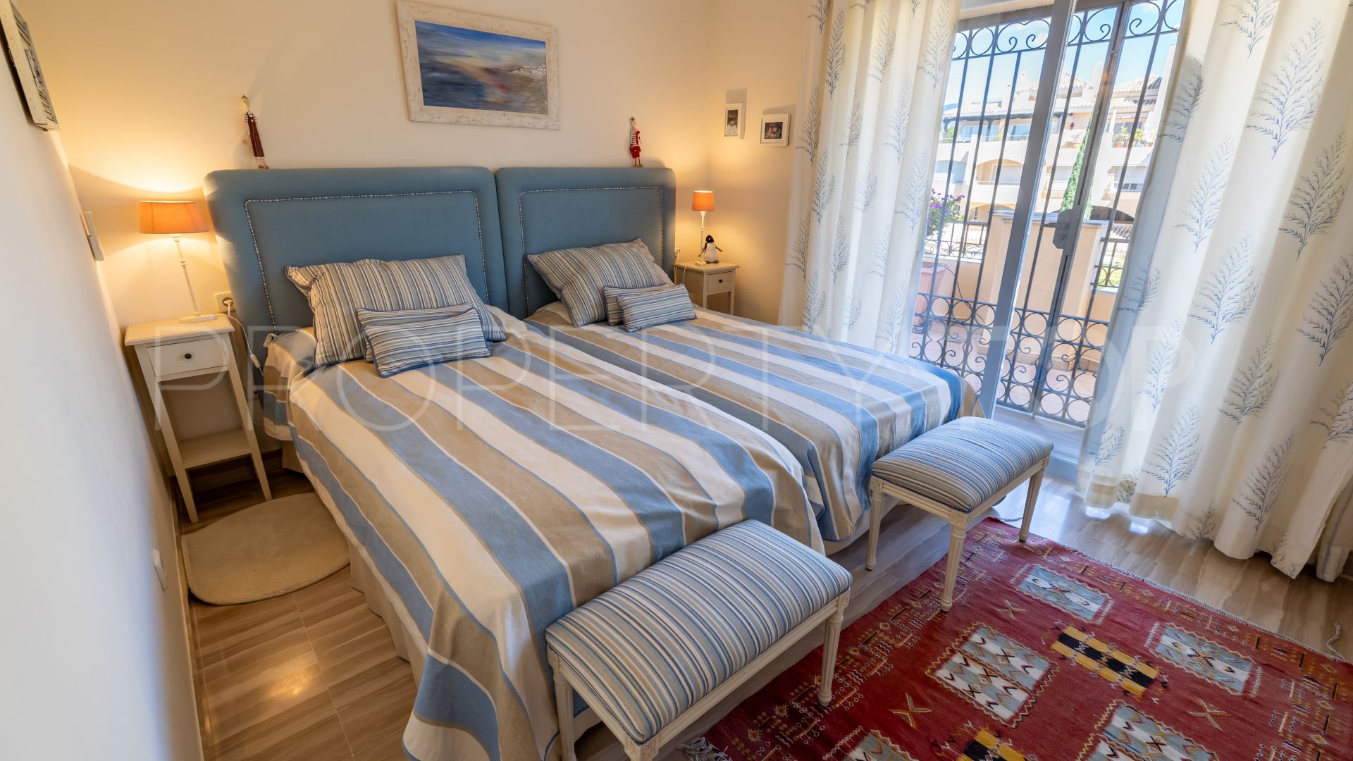 Atico duplex a la venta en Hacienda Elviria con 4 dormitorios