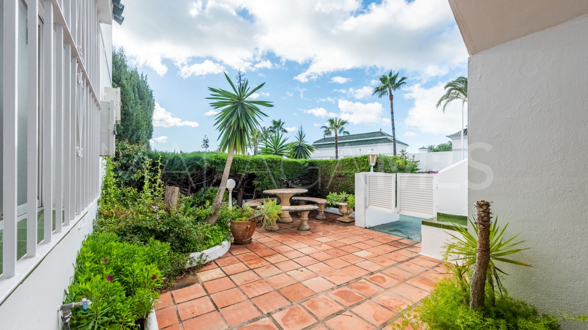 Appartement rez de chaussée for sale in Azahara II