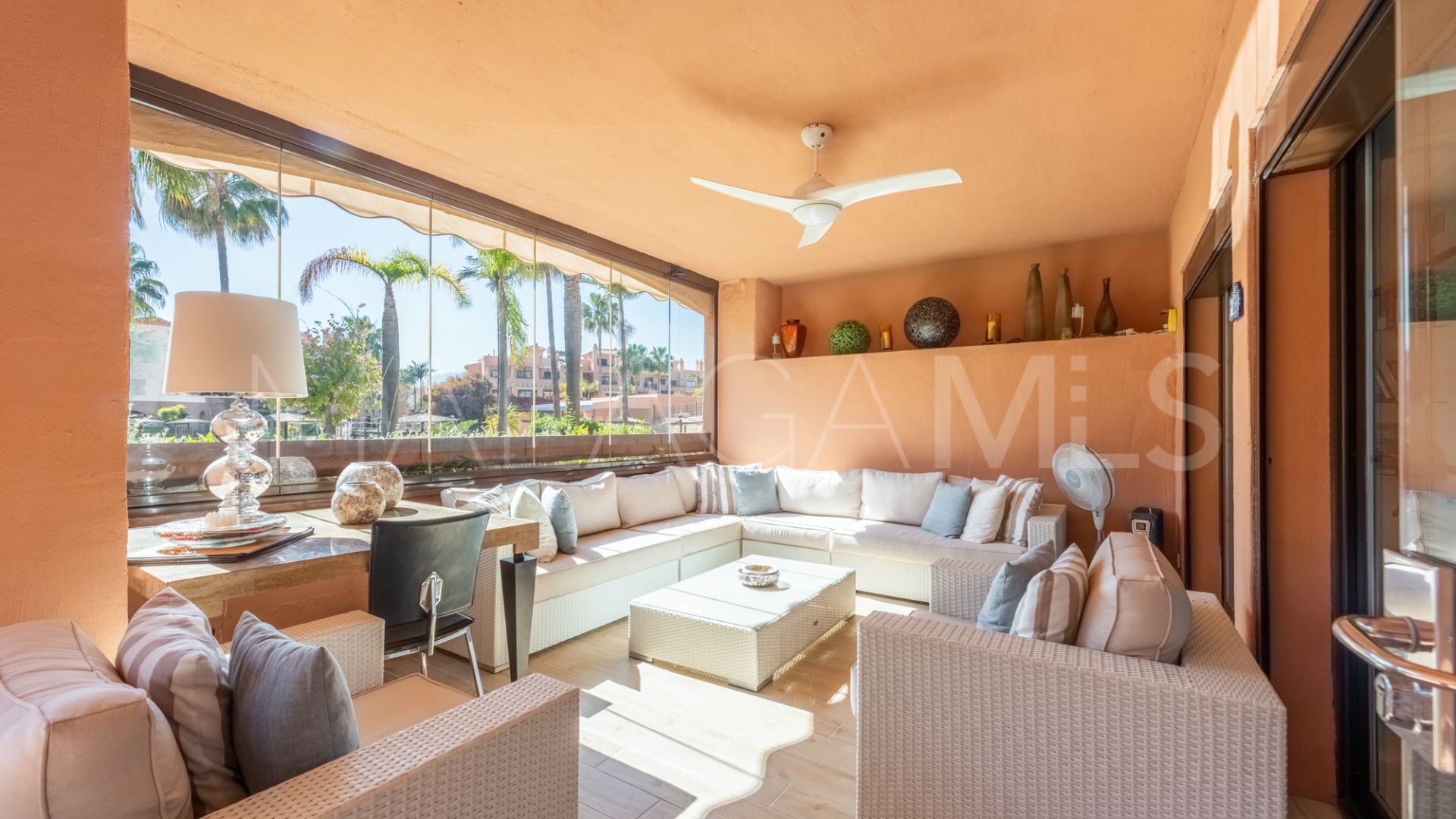 Apartamento planta baja for sale de 4 bedrooms in Hacienda del Sol