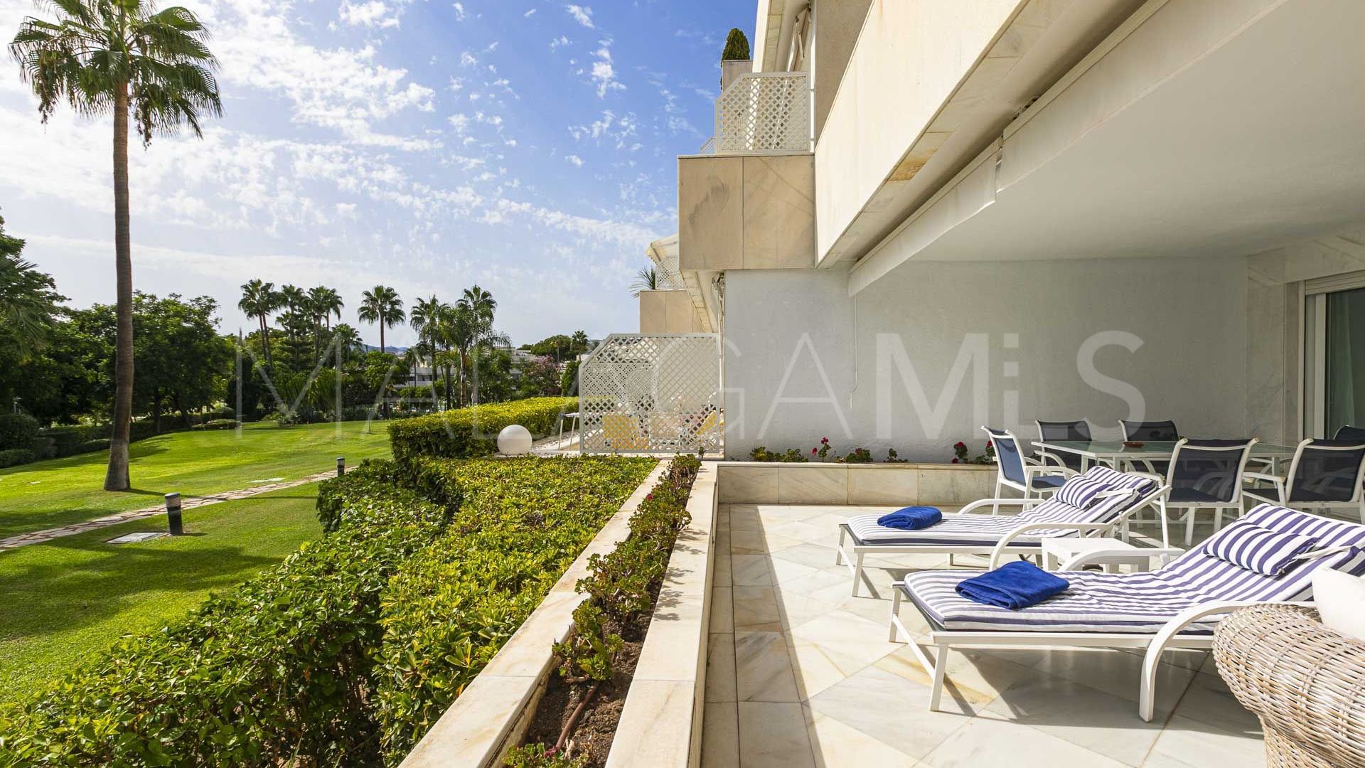 Apartment for sale in Nueva Andalucia