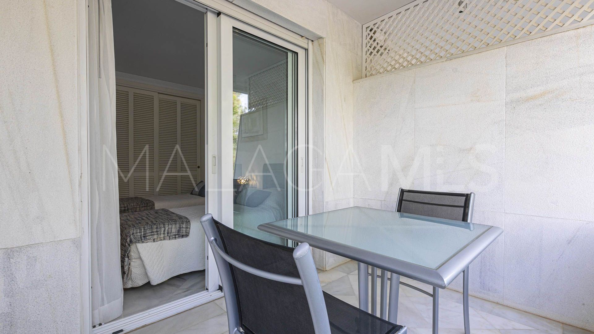 Apartment for sale in Nueva Andalucia