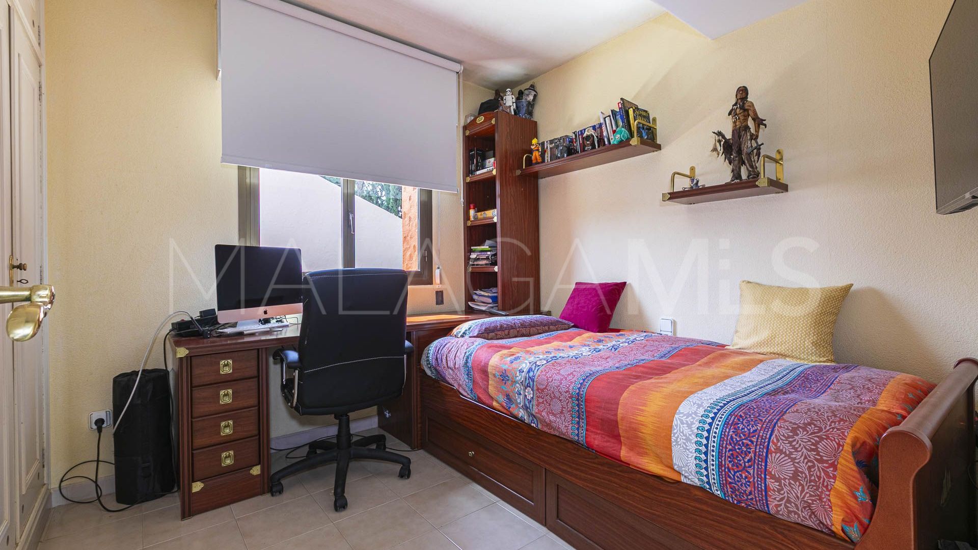 Villa for sale in Nueva Andalucia