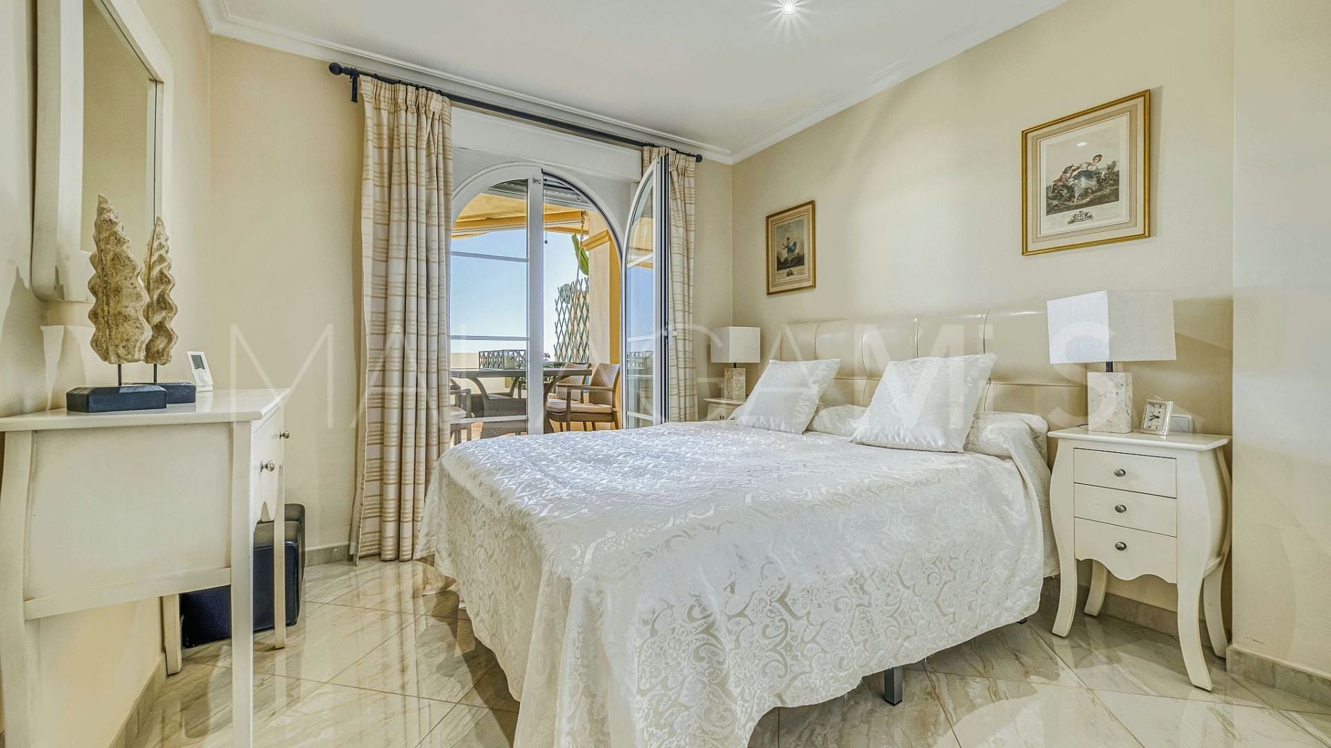 Wohnung for sale in Nueva Andalucia