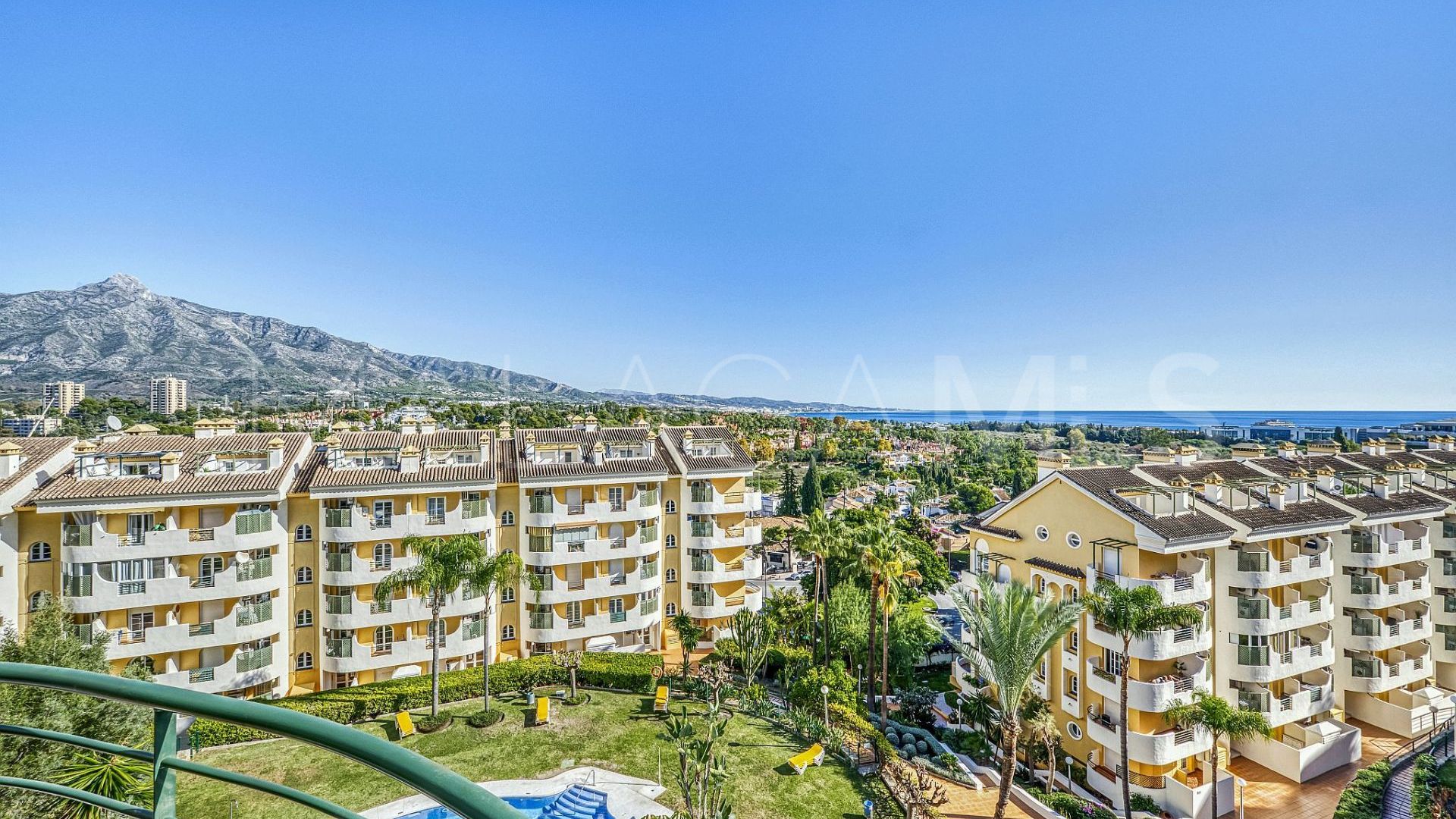 Wohnung for sale in Nueva Andalucia