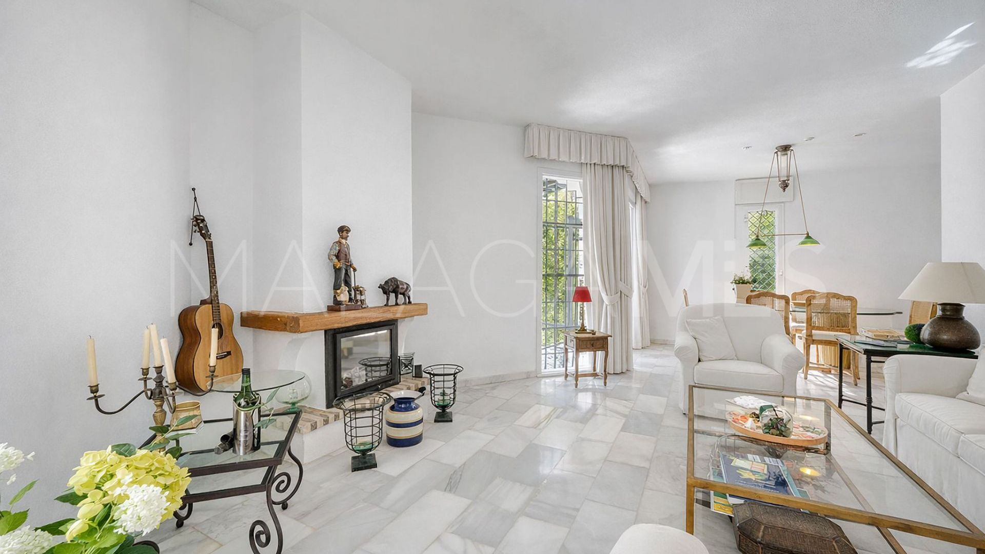 For sale Nueva Andalucia 4 bedrooms villa