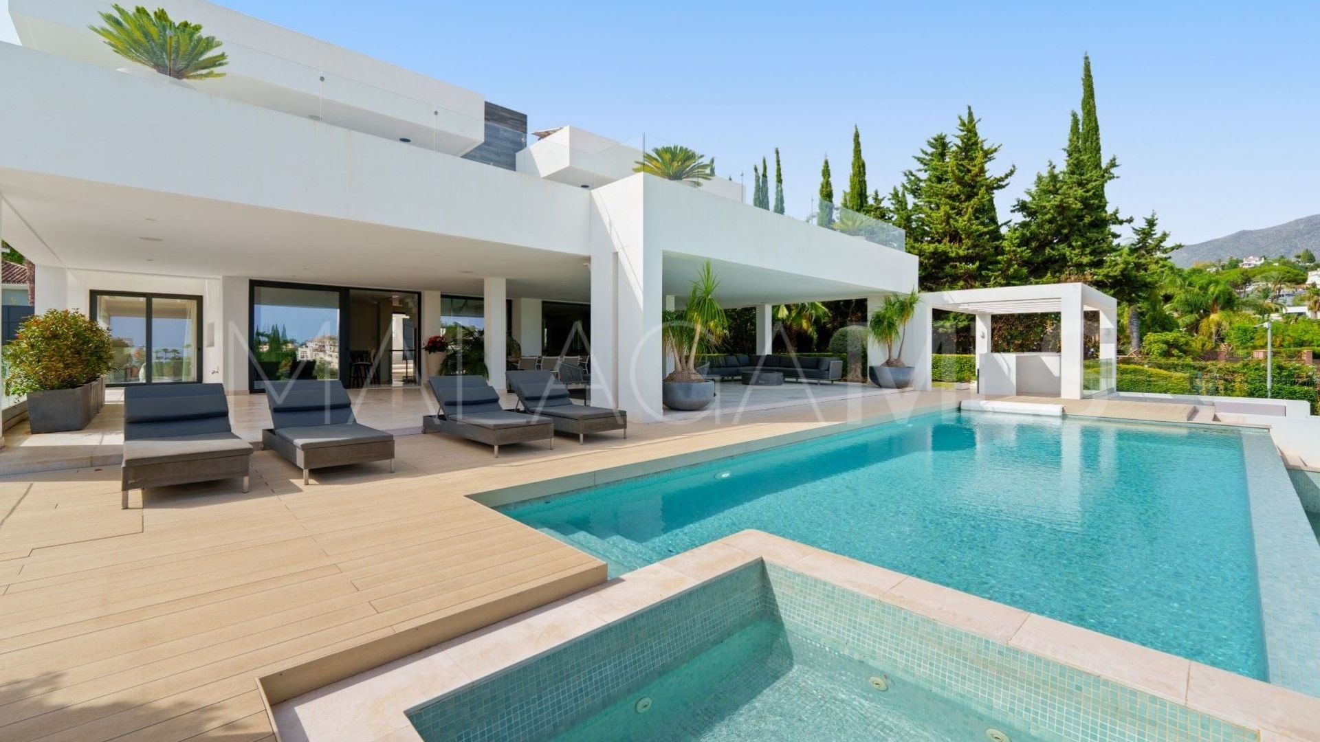For sale Nueva Andalucia villa