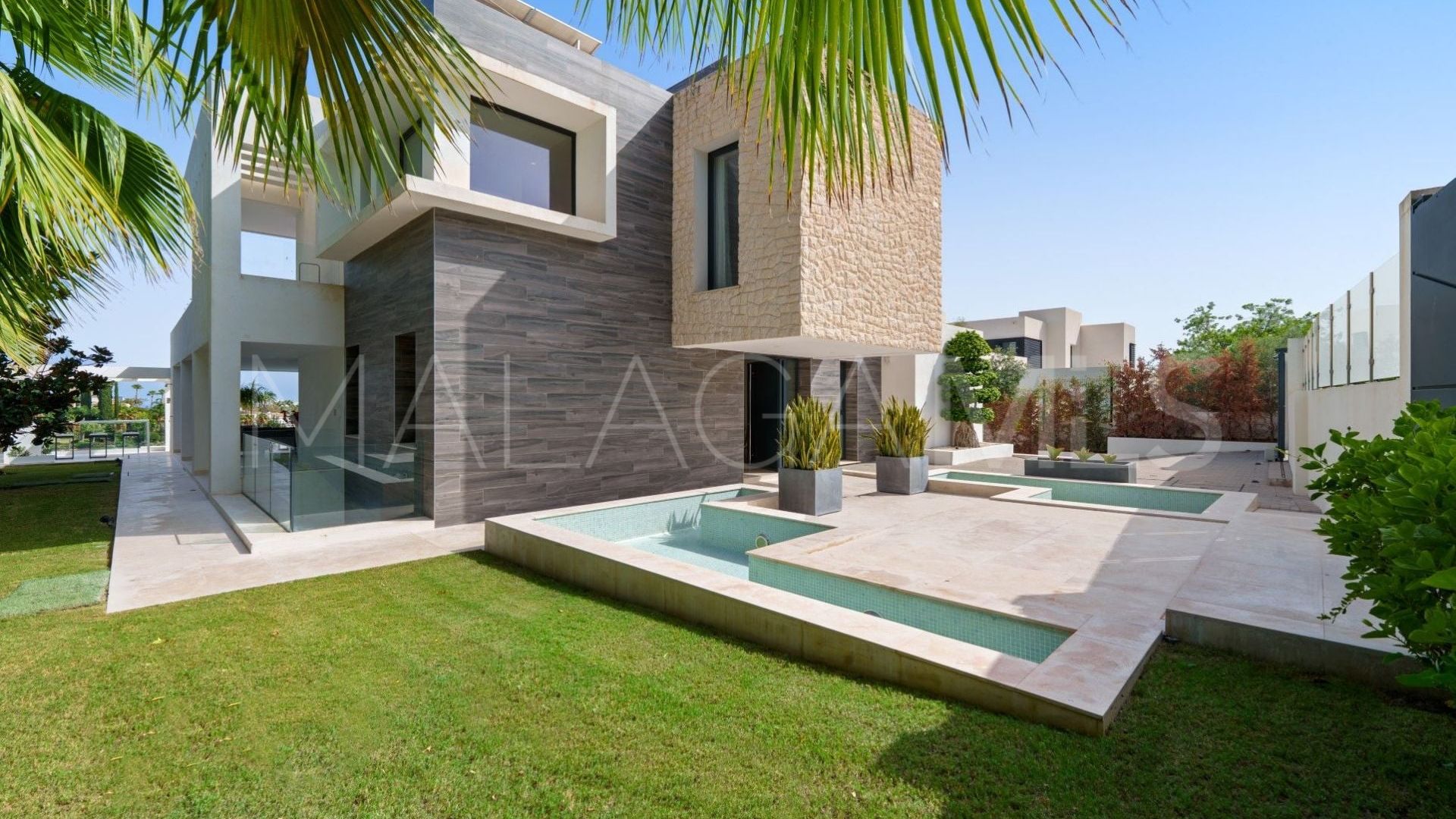 For sale Nueva Andalucia villa