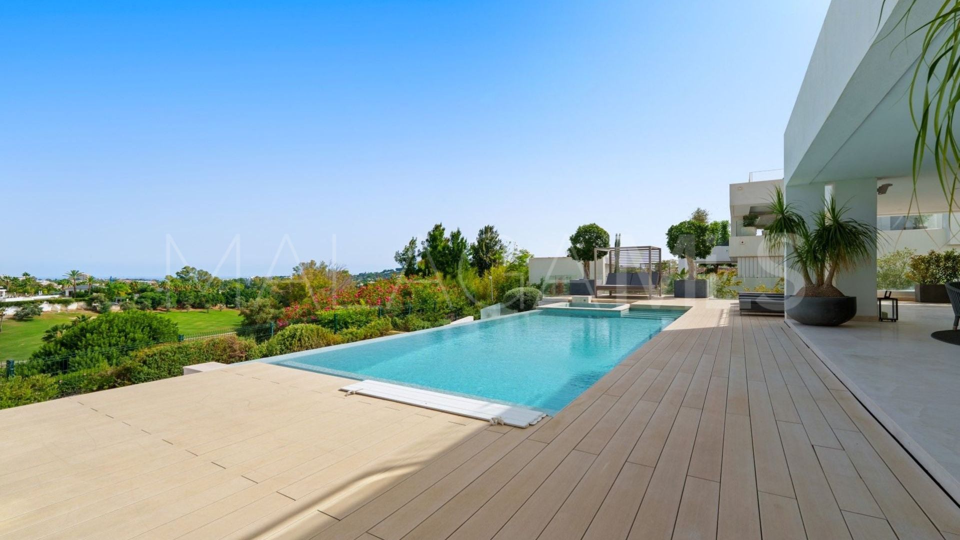 For sale Nueva Andalucia villa