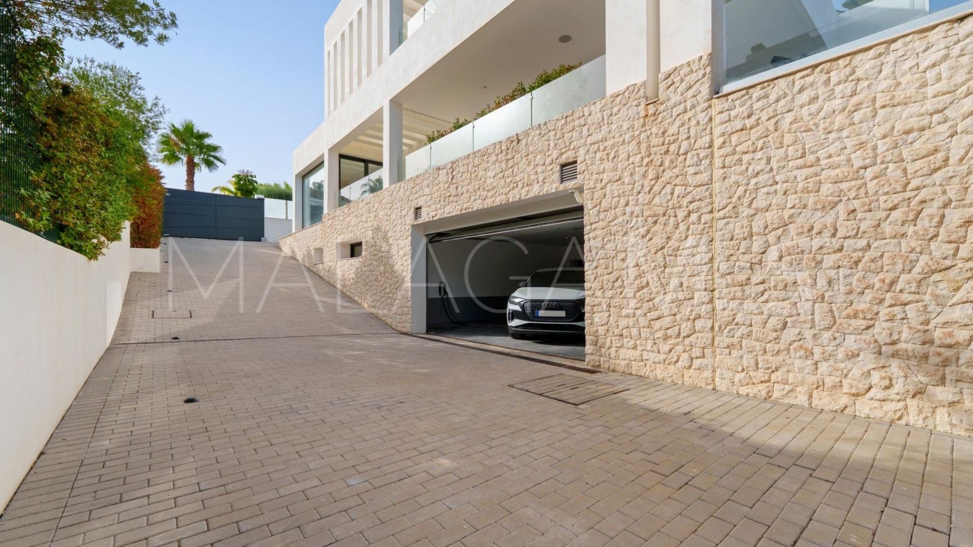 For sale Nueva Andalucia villa