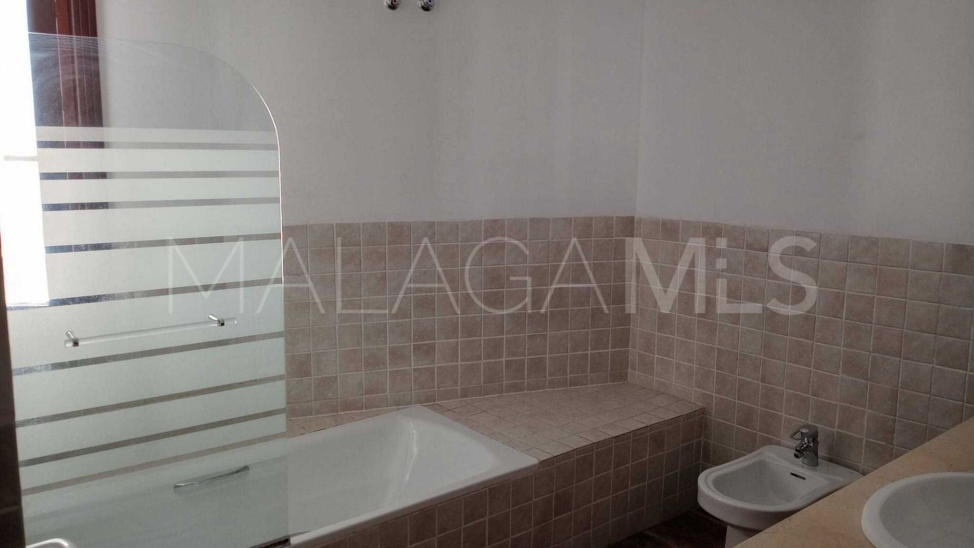 Radhus for sale in El Paraiso