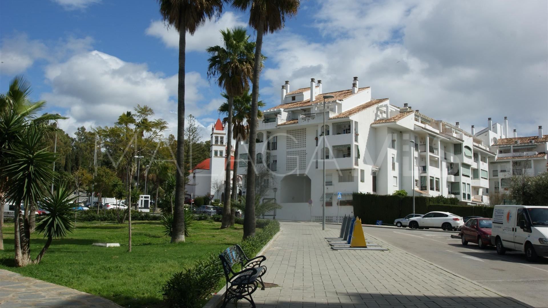 Commercial for sale in Nueva Andalucia