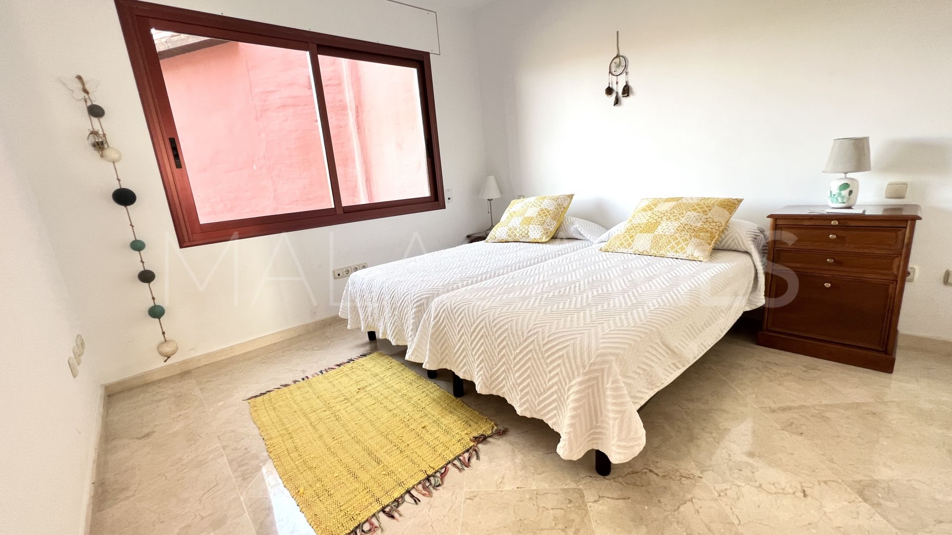 Se vende apartamento with 3 bedrooms in Menara Beach