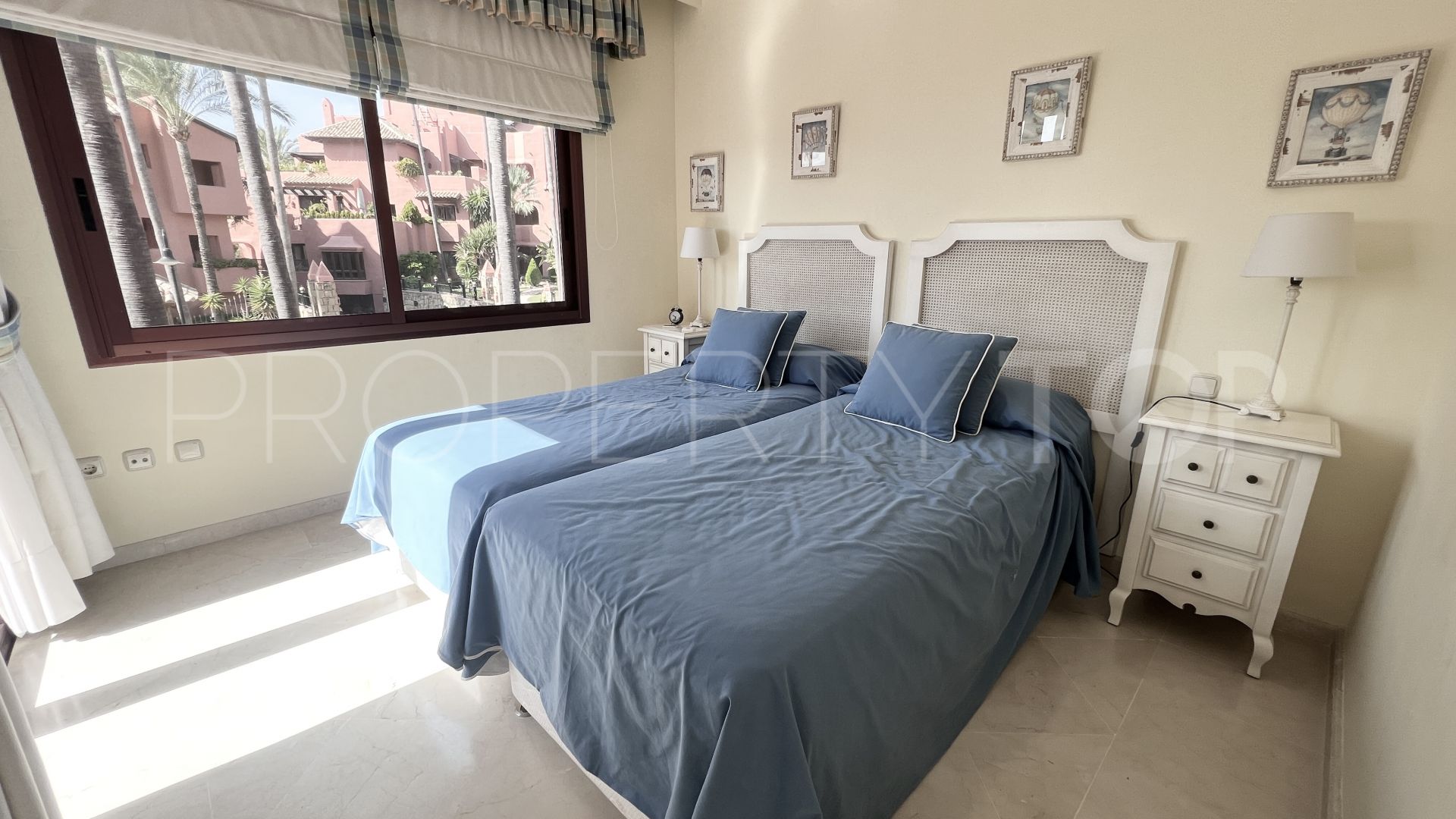 For sale 3 bedrooms duplex penthouse in Menara Beach
