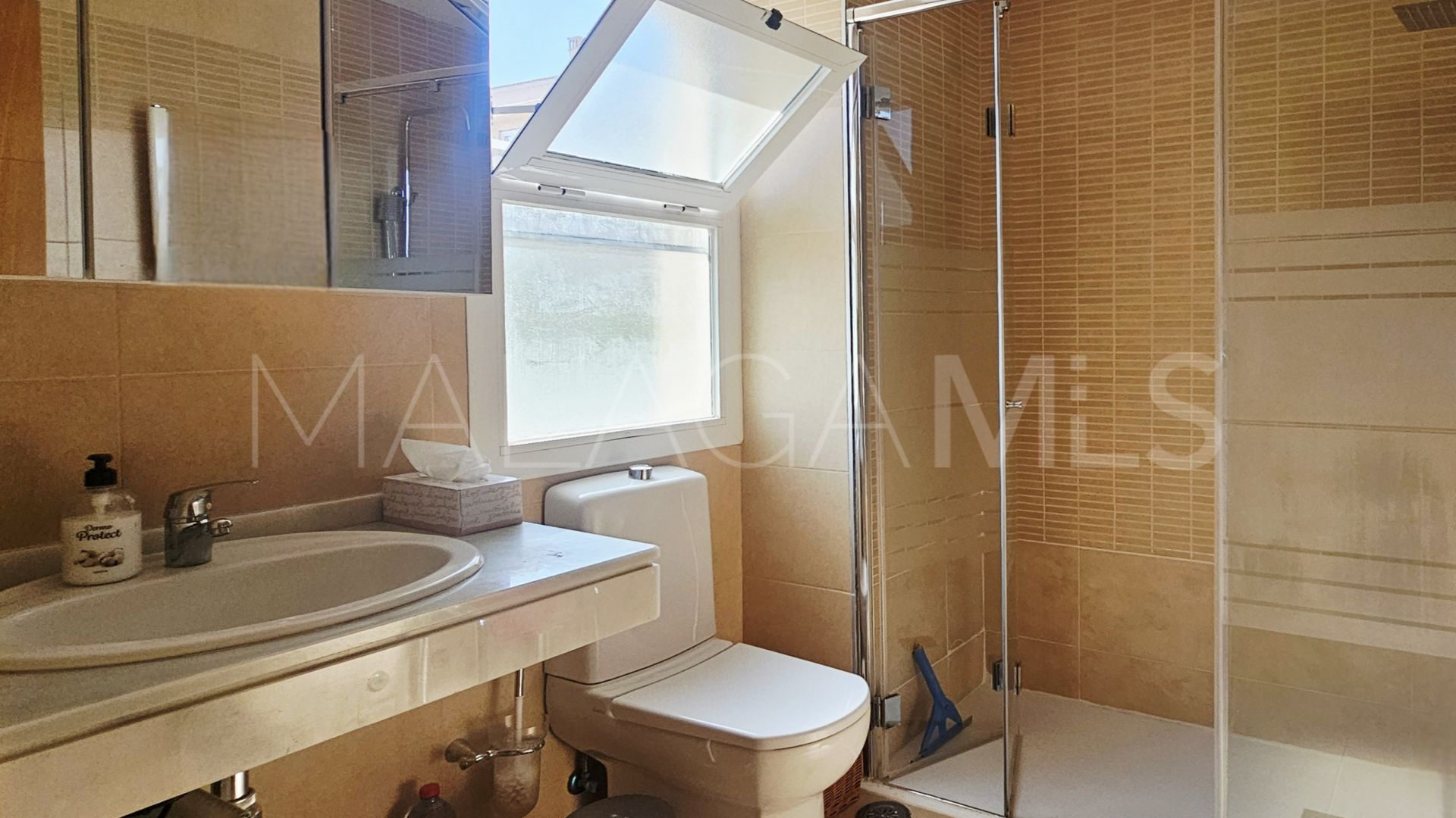 Buy apartamento in La Resina Golf