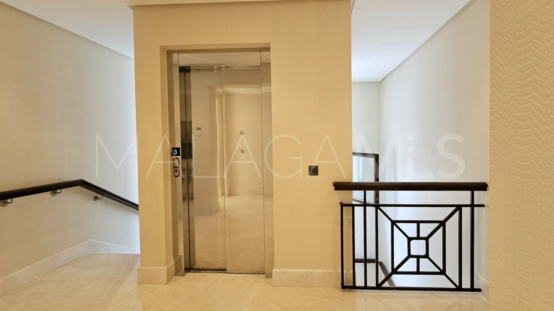 Zweistöckiges penthouse for sale in Doncella Beach