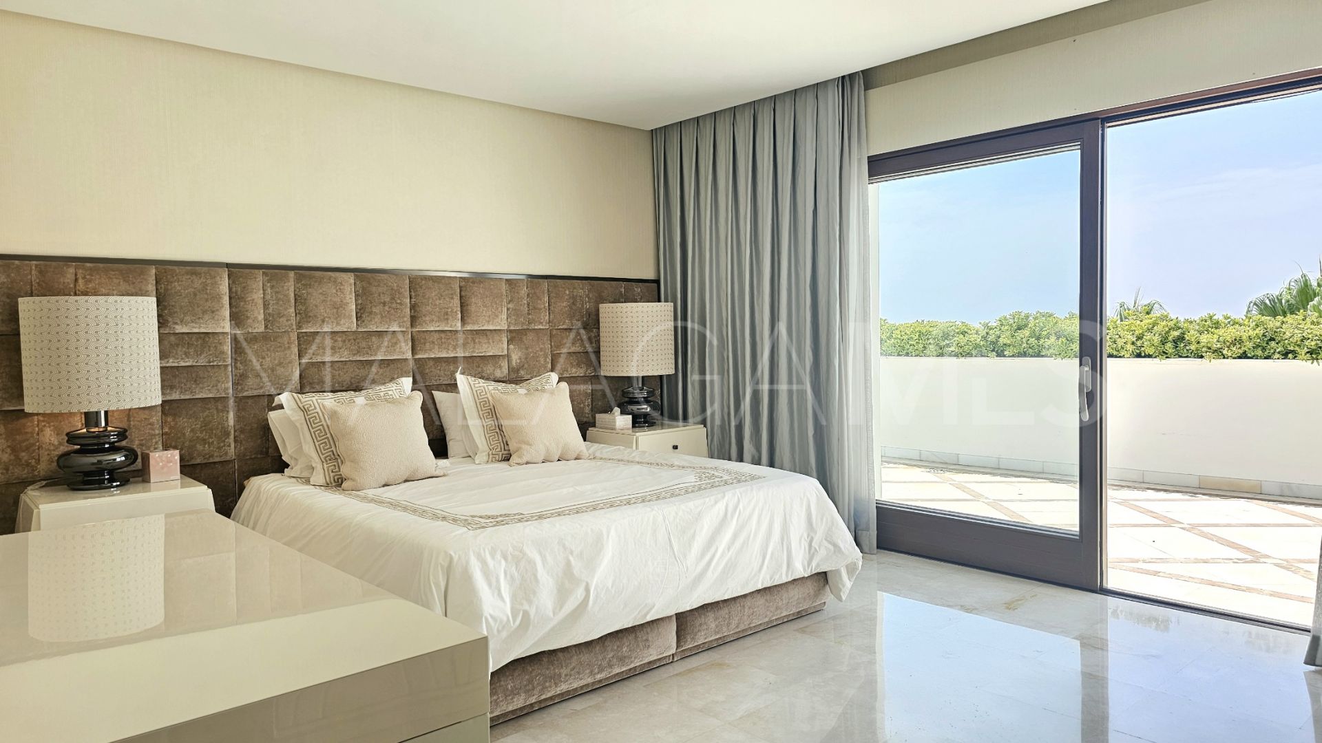Zweistöckiges penthouse for sale in Doncella Beach